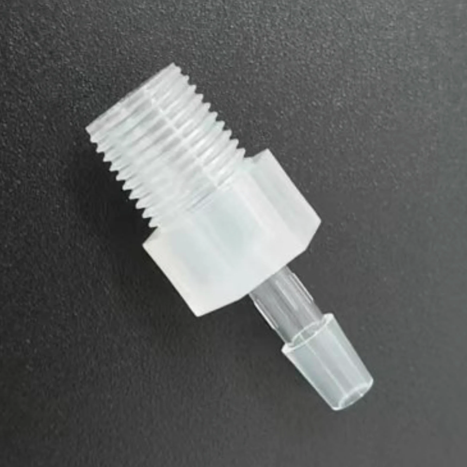 Conector de lengüeta for manguera plástico reutilizable, adaptador rosca macho 5/32 con púas a 1/8R, 50 Uds. for maquinaria alimentos laboratorio