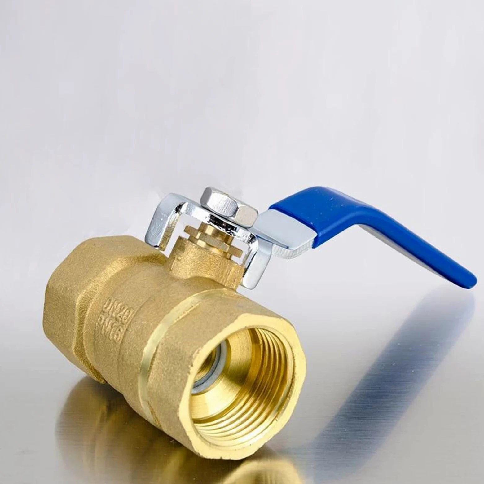 Válvula de bola de latón con rosca BSPT de 1/2", 3/4", 1" y 2" con manija de palanca, grifo de plomería de cobre(1-1/2")