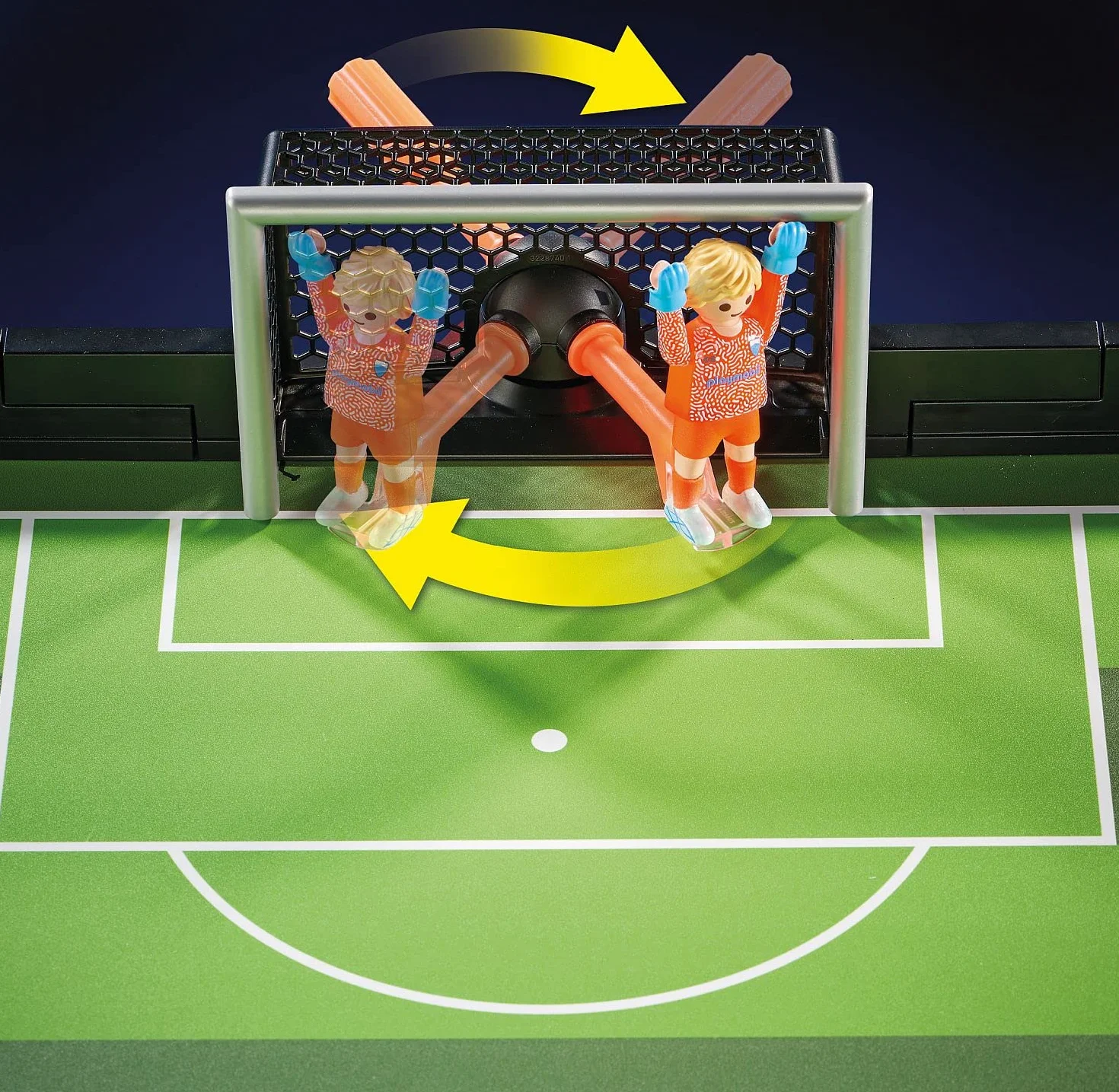 PLAYMOBIL Sports y Action 71120 Campo de fútbol, Futbolín para niños, 2 porteros, 2 futbolistas con función de Patada, 3 balones