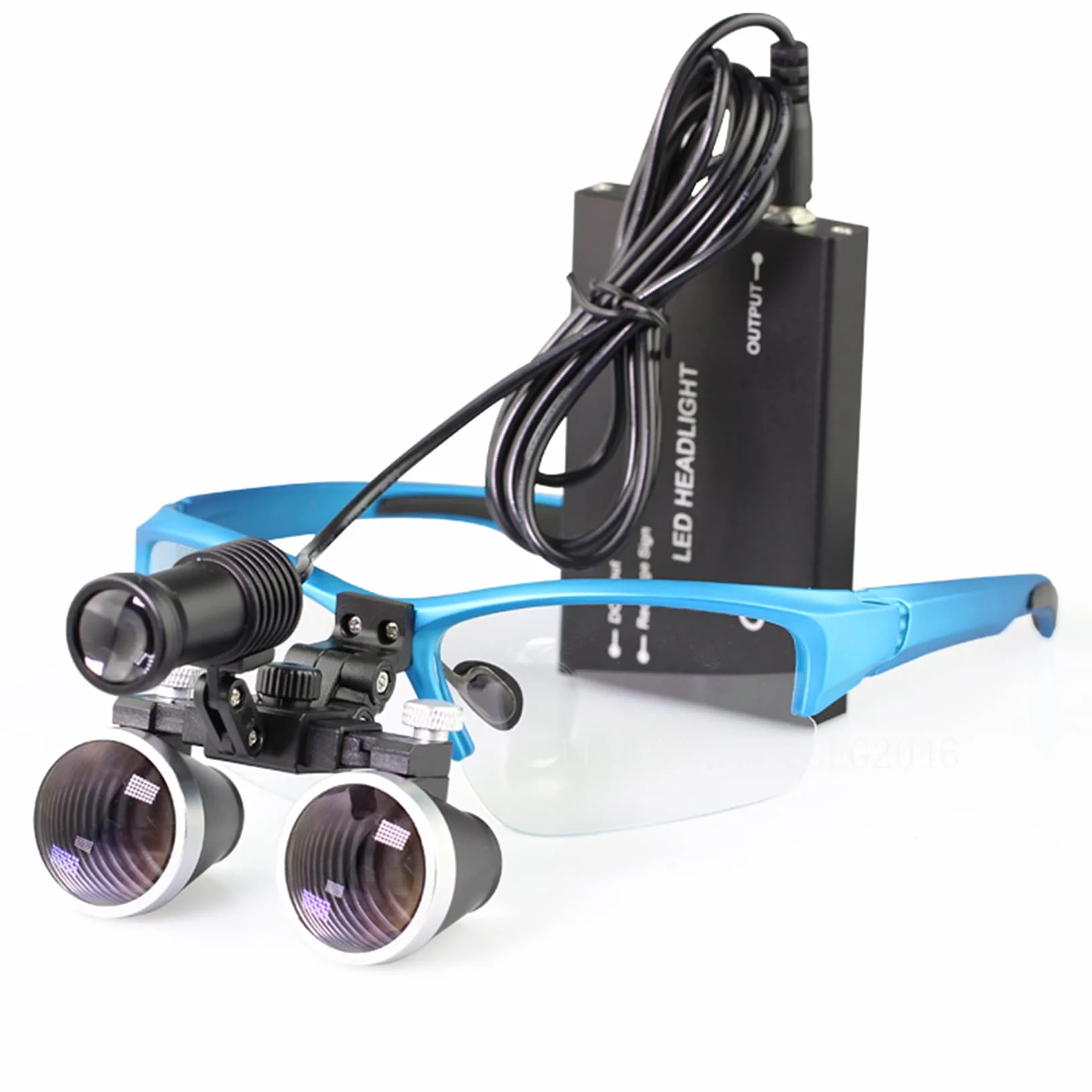 Lupas binoculares quirúrgicas 2.5X 3.5X iluminadas montadas en la cabeza Odontología