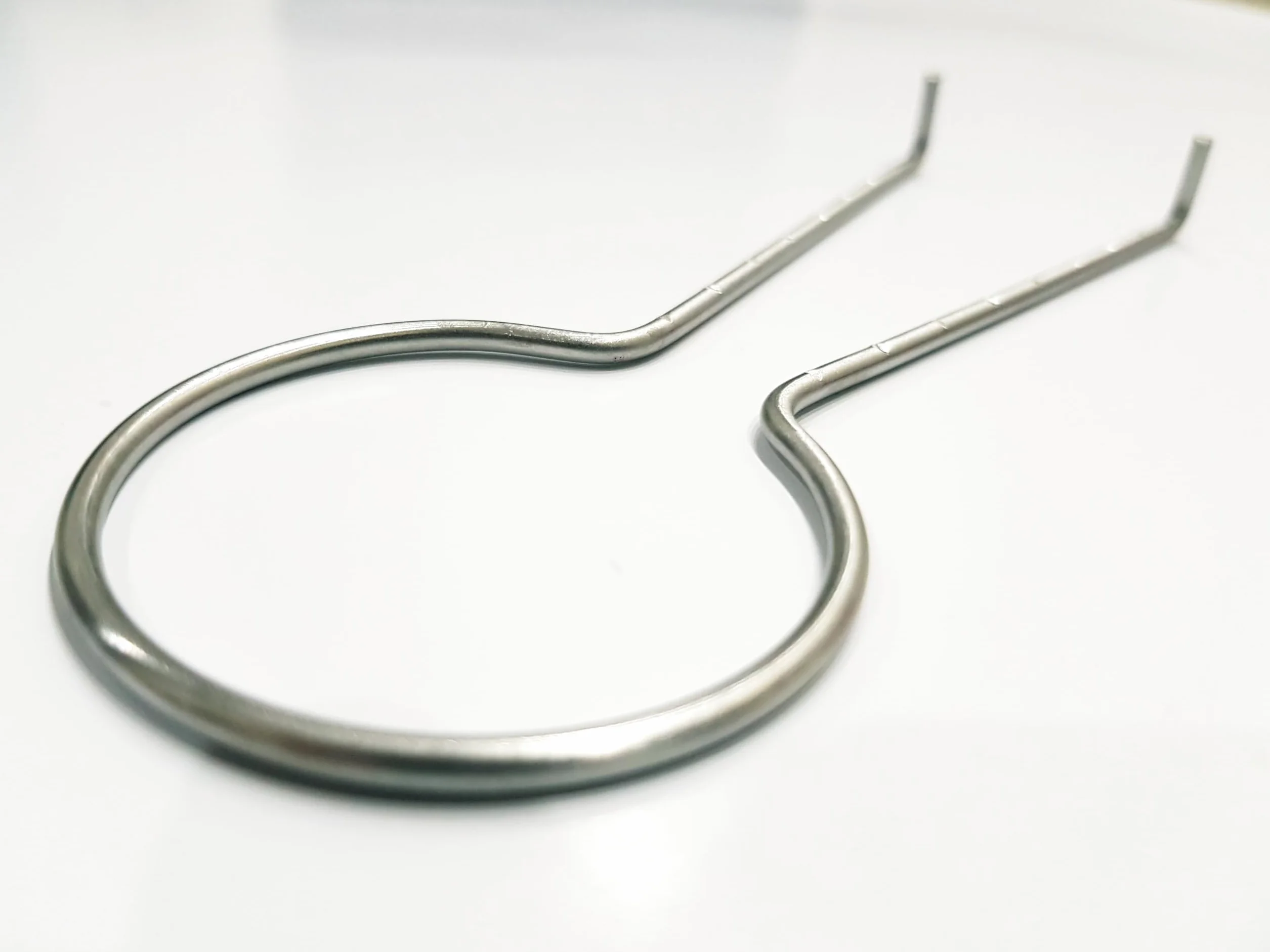 McKissock Marcador de pecho 38 mm acero inoxidable patrón ojo de cerradura