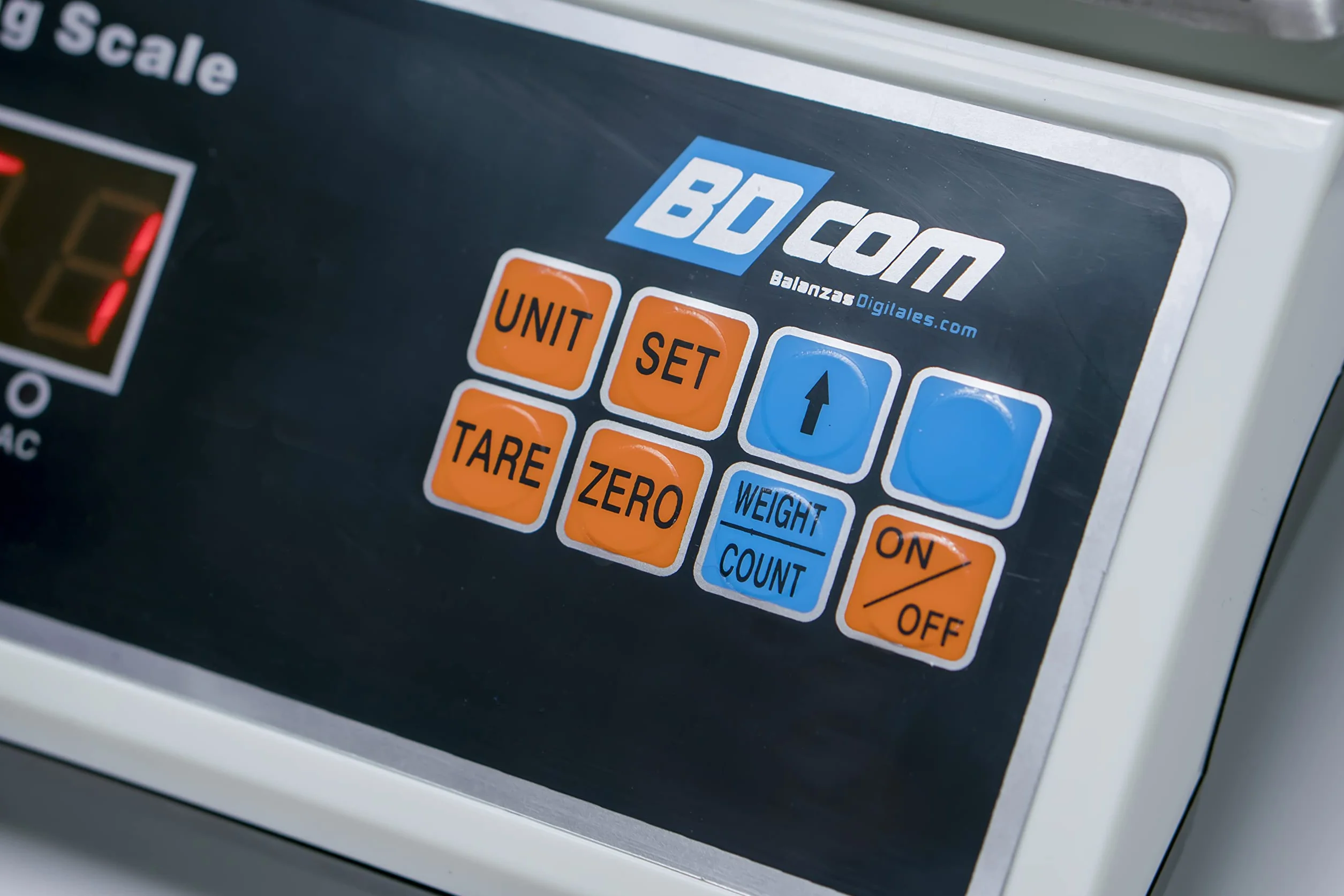BDCOM POD-30K Balanza industrial 30 Kg estanca y protegida contra la humedad y el polvo, con batería interna indicada para panaderías, obradores, panificadoras, carnicería