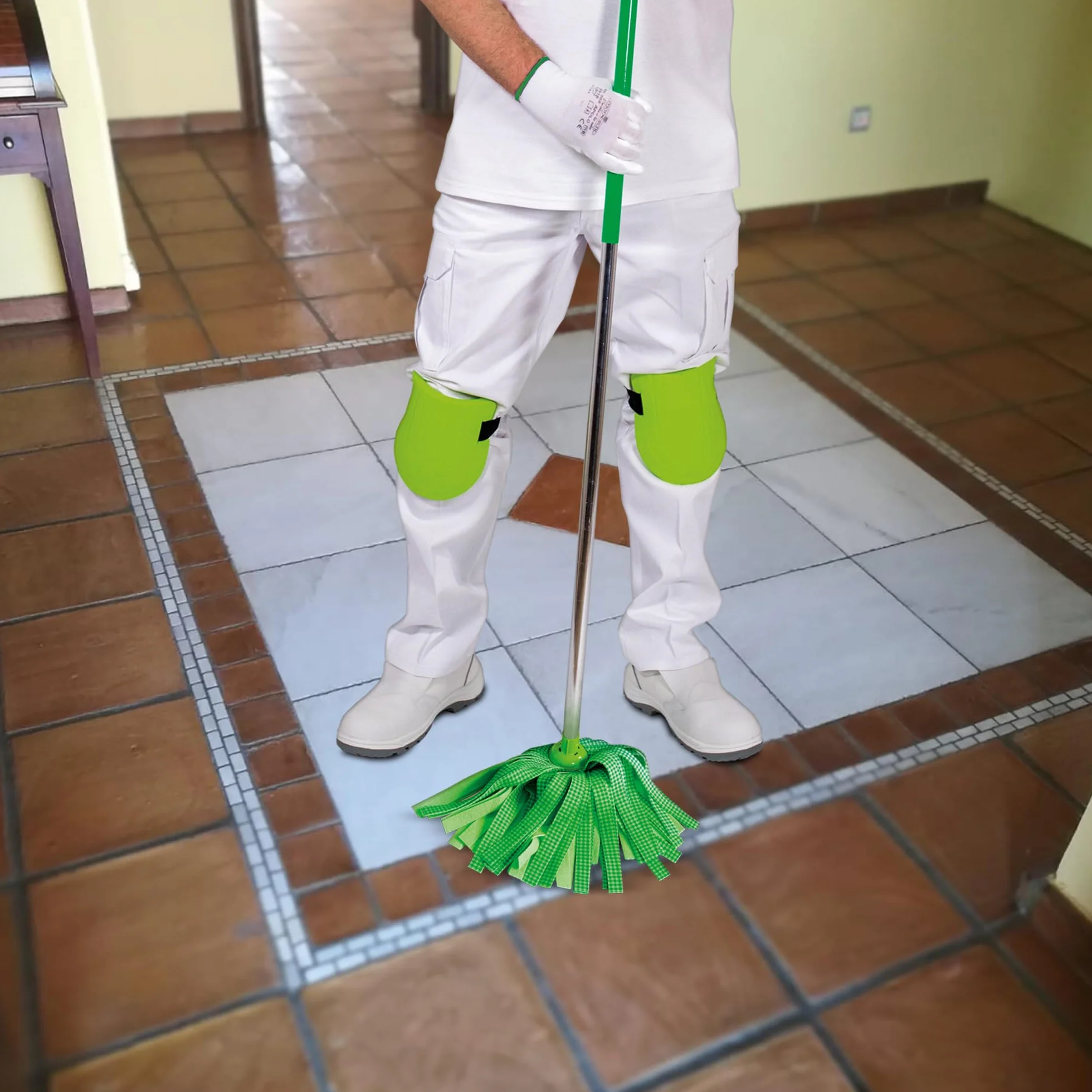 Monestir - Cerabric Limpiador Abrillantador Renovador Brillo - 10 Litros
