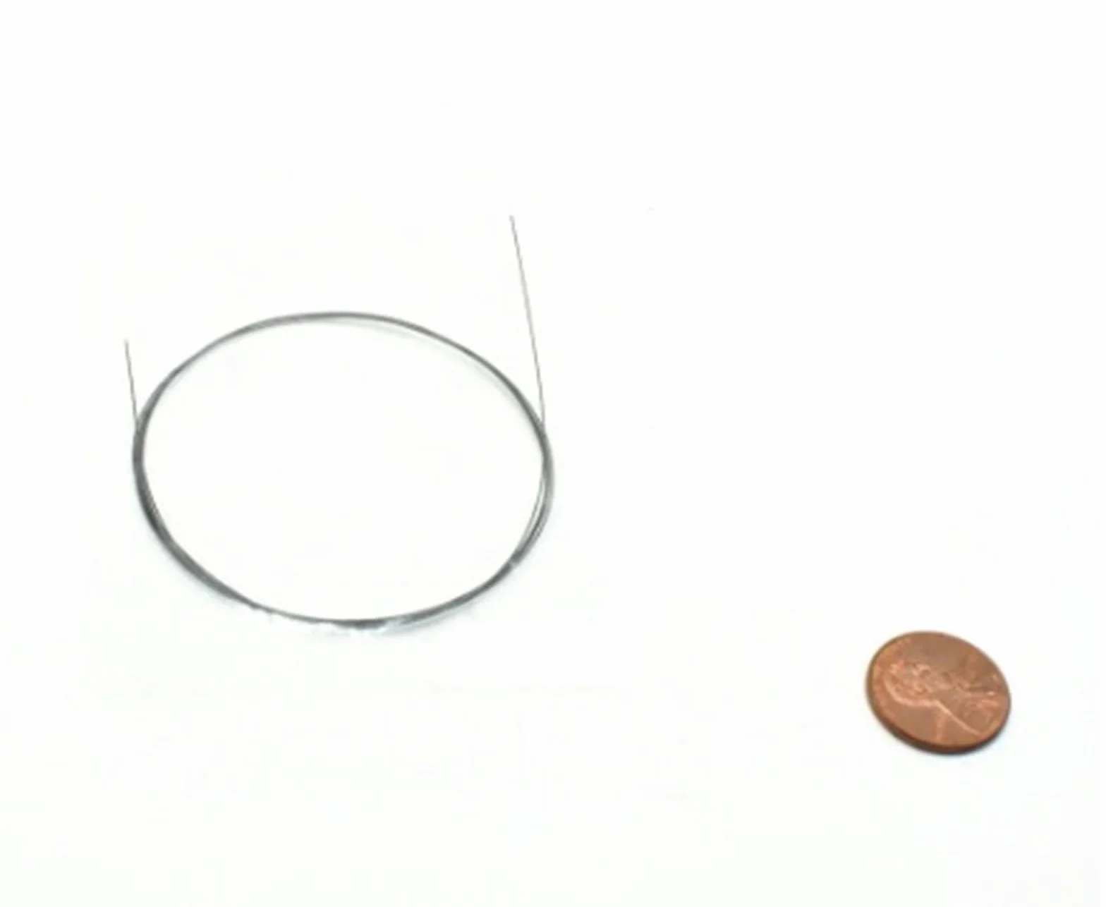 Alambre de nitinol de 1 m súper flexible de níquel titanio en forma de aleación de memoria elástico buen calor y materiales inteligentes NiTi de alta resistencia (color: diámetro 0.4 mm, tamaño: 1 m)