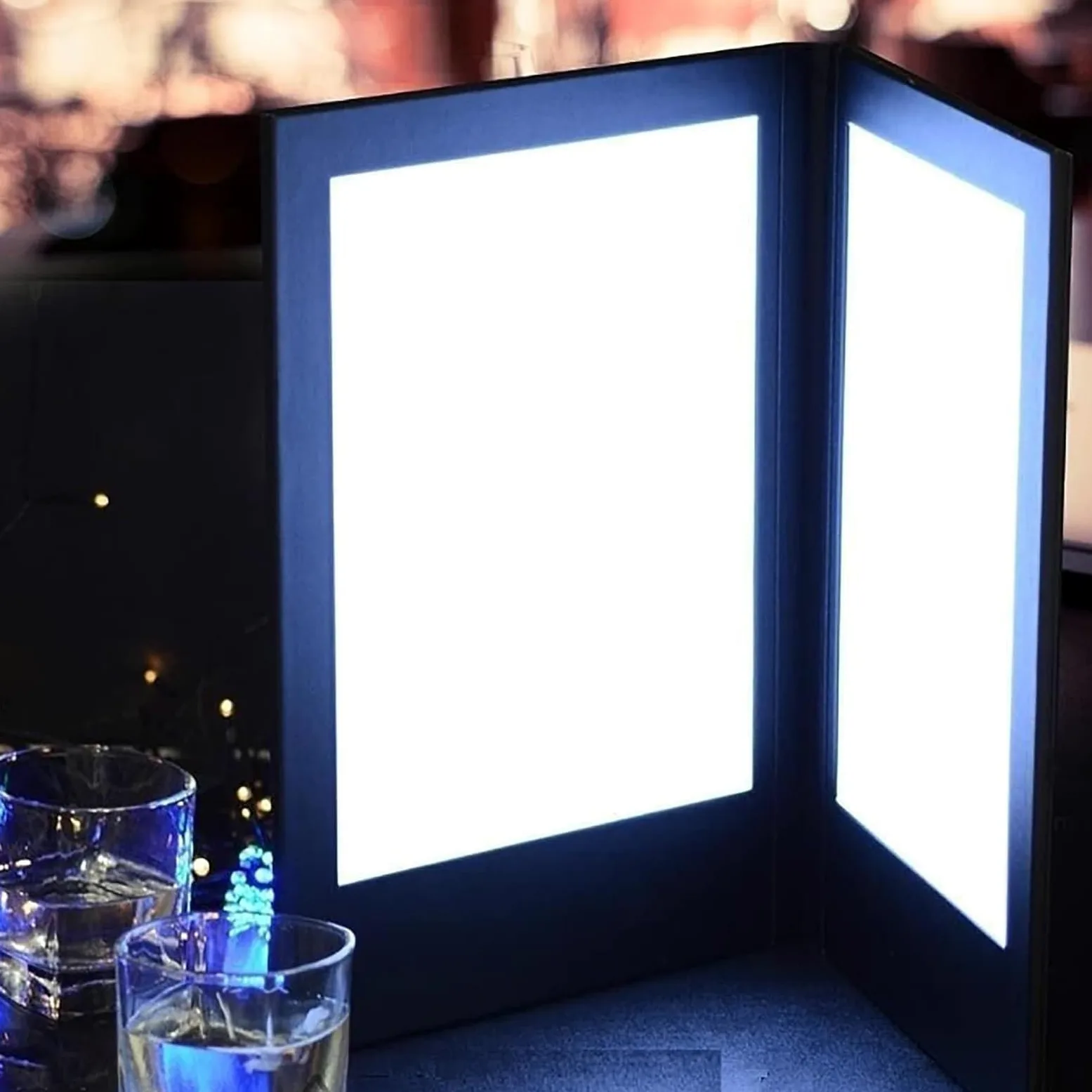 A5 - Cubiertas de menú con iluminación LED, soporte de menú de panel individual o doble, cubierta de menú de visión clara con protectores de cuero para restaurantes, bares, cafeterías