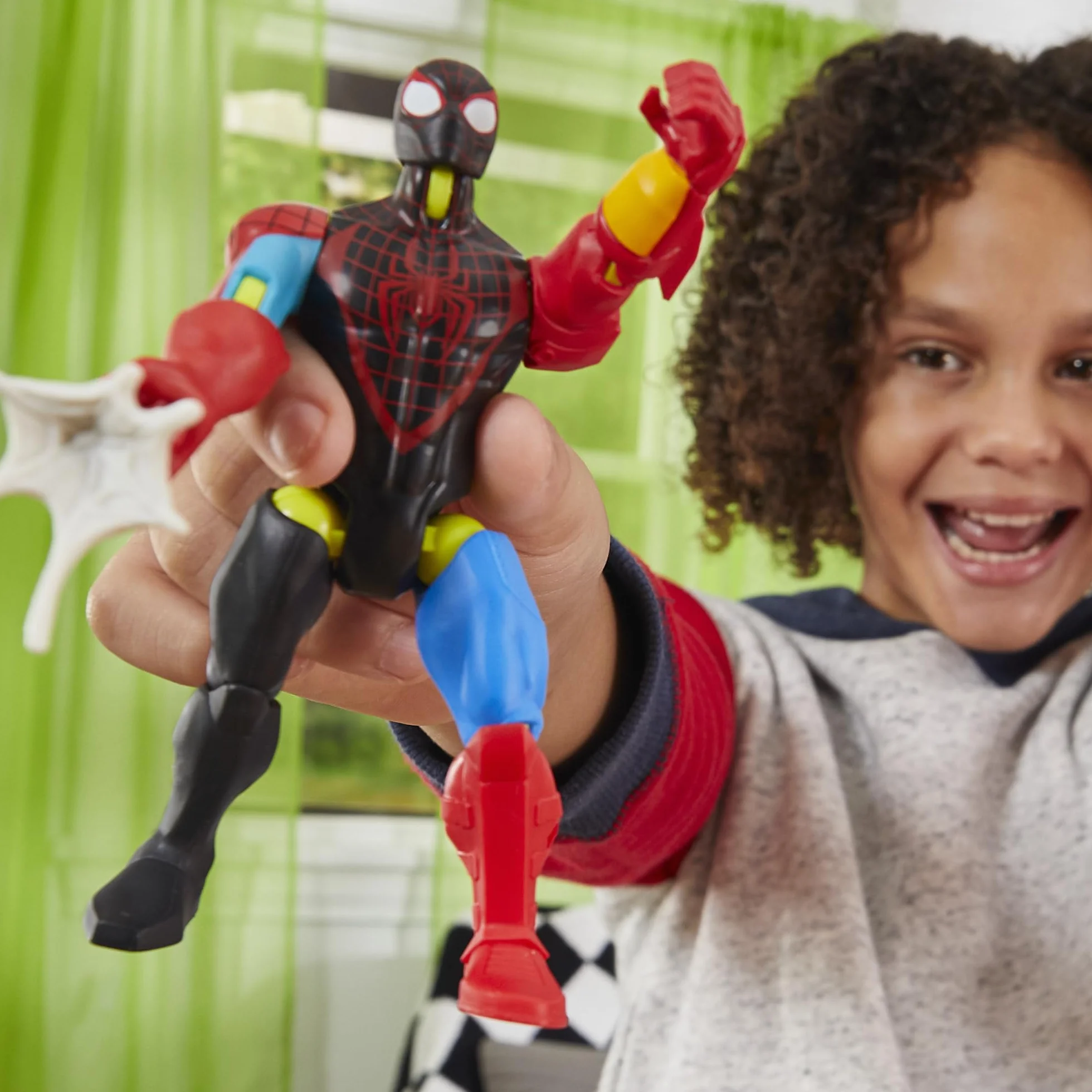 Marvel Miles Morales Spider-Man Figura Mix-and-Match y Accesorios