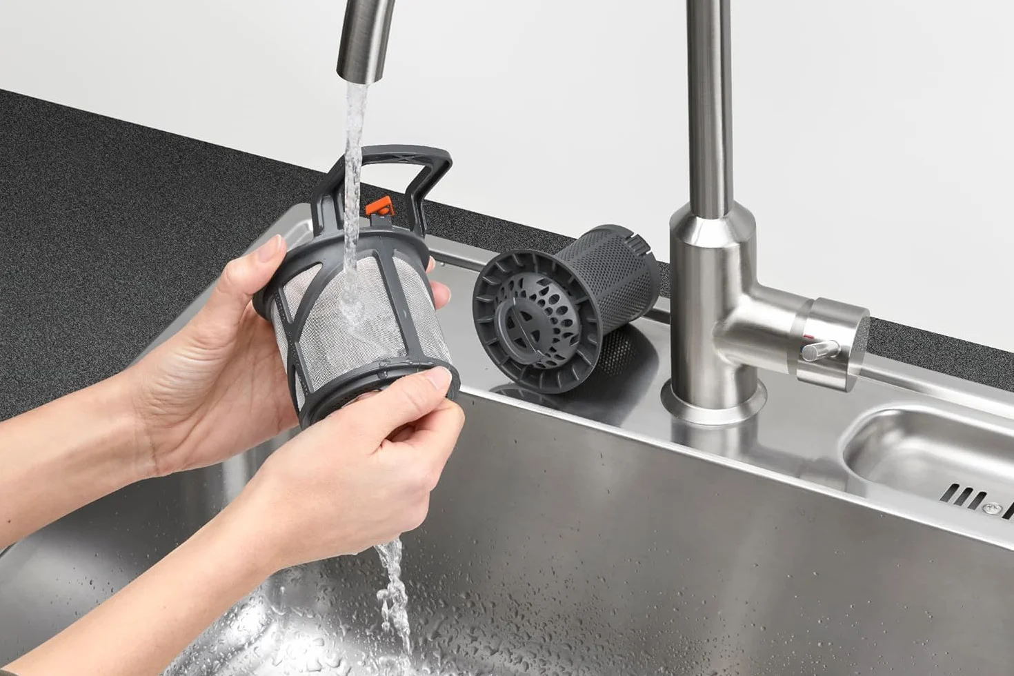 AEG Lavavajillas Libre Instalación FFB64627ZW 60 cm 13 Cubiertos AirDry Display XL Cesto Quicklift Motor Inverter 44 dB(A) Blanco