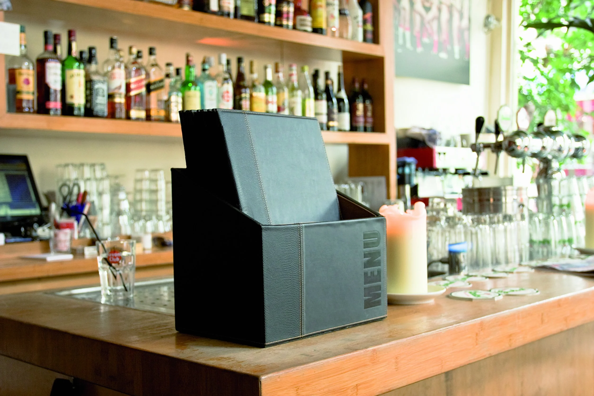 SECURIT - Set de 20 Portamenús Trendy Line con Caja de Exhibición - 1 Inserto Fijo Doble Cara = 4 Páginas A4 - Posibilidad de Añadir Insertos - Café, Bar, Restaurante - Imitación Cuero PU - Negro