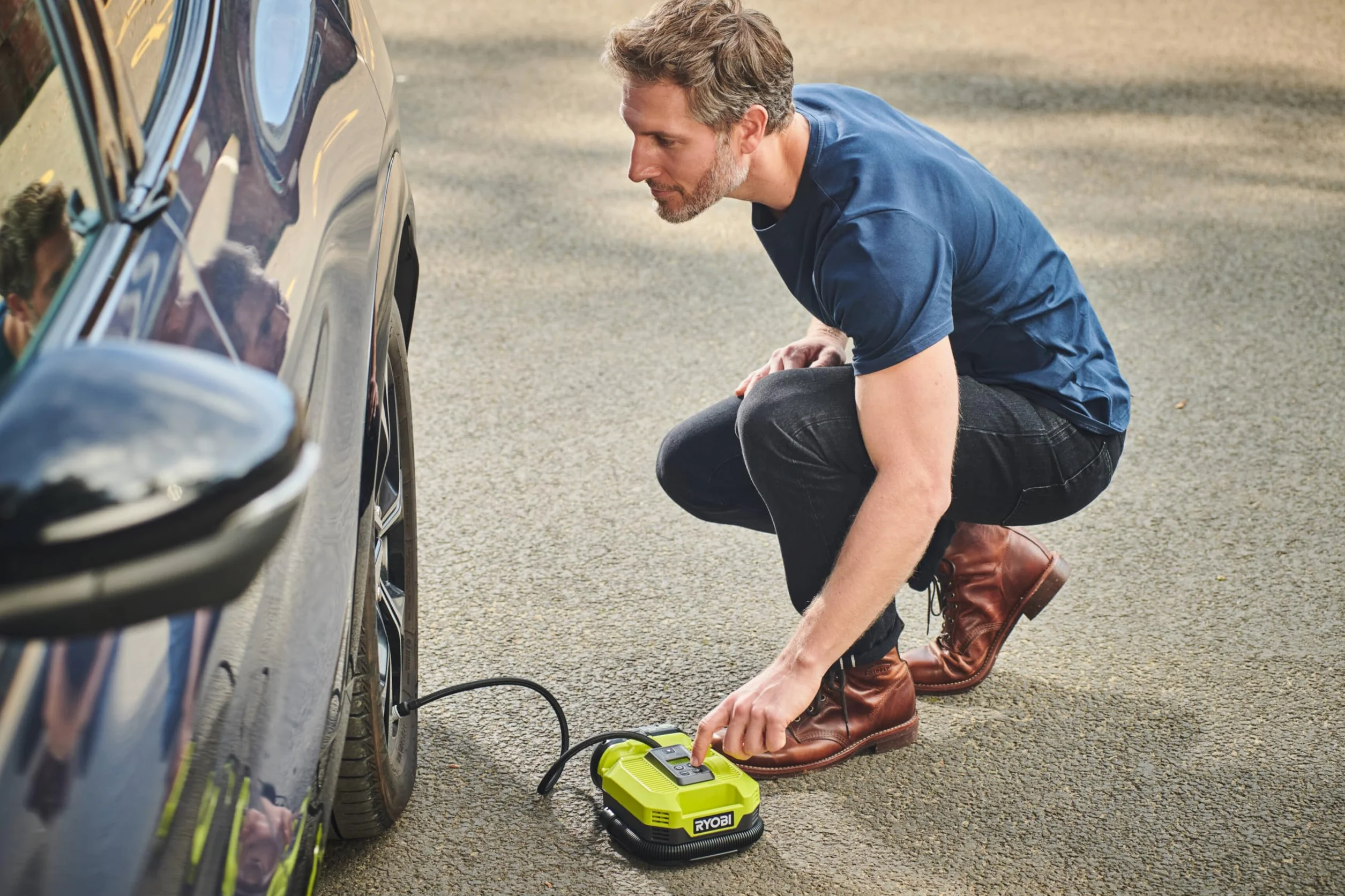 Ryobi RMI18 Compresor Inflador Inalámbrico 18V One+ 11 Bar 500 L/min 3 Puntas