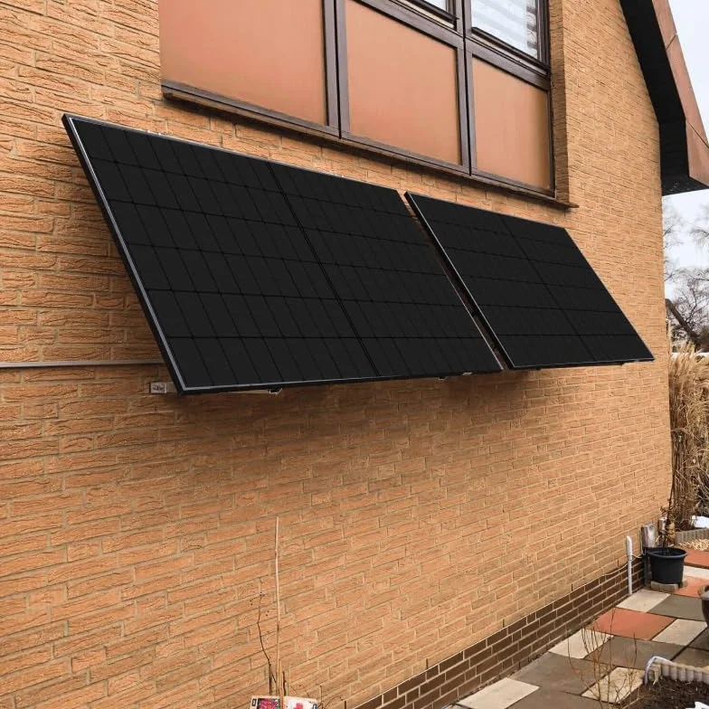 ROBINSUN® Kit Solar Enchufable Performance Wall 880 Wp, 2 paneles QN 440Wp + 1 Microinversor 800W con Wifi incluído + Cable 3m + 2 Fijaciones 10º a 60º