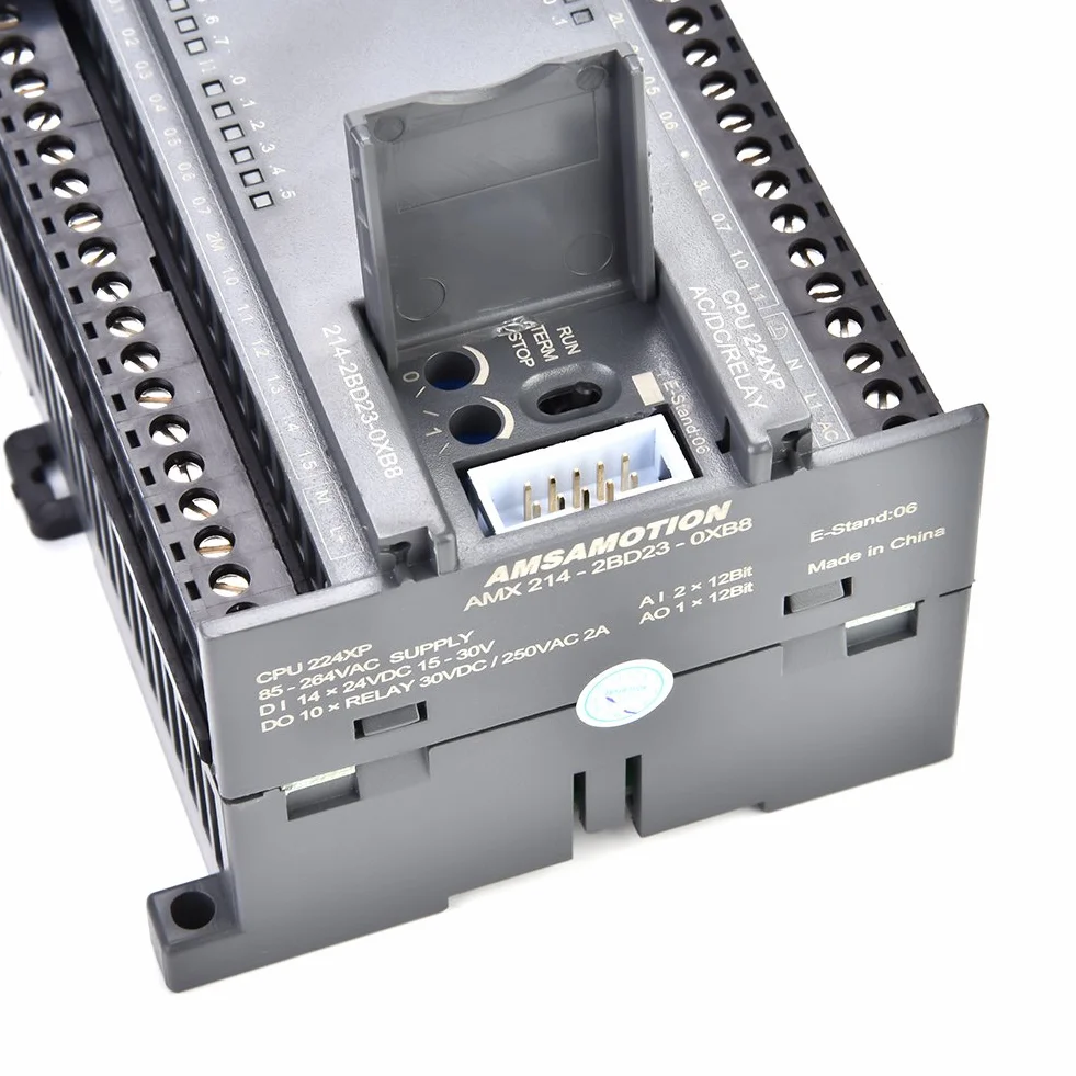 PLC Controlador Lógico Programable 220V con Salida de Relé