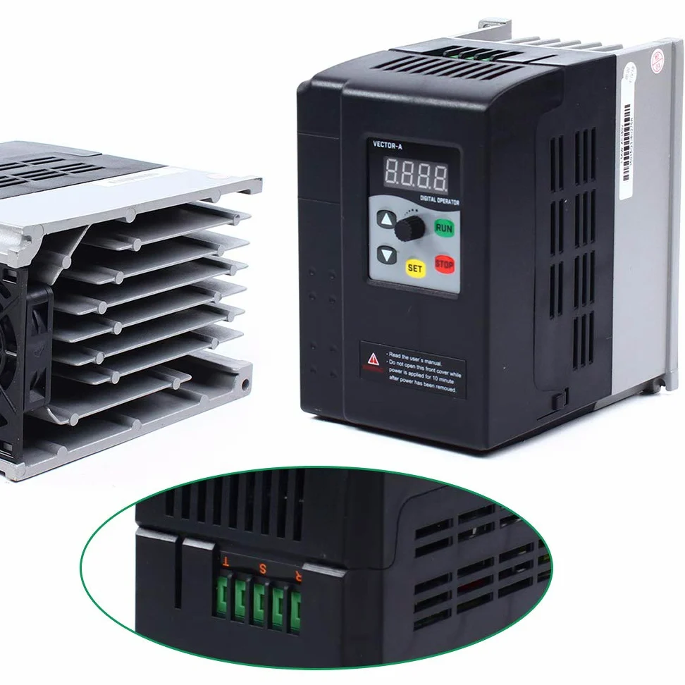 Unidad de frecuencia variable, 2,2KW 380V monofásico Variador de frecuencia, 1,15 kg Controlador de velocidad Motor, VFD para Motor Trifásico 2,2 KW AC Motor monofásico