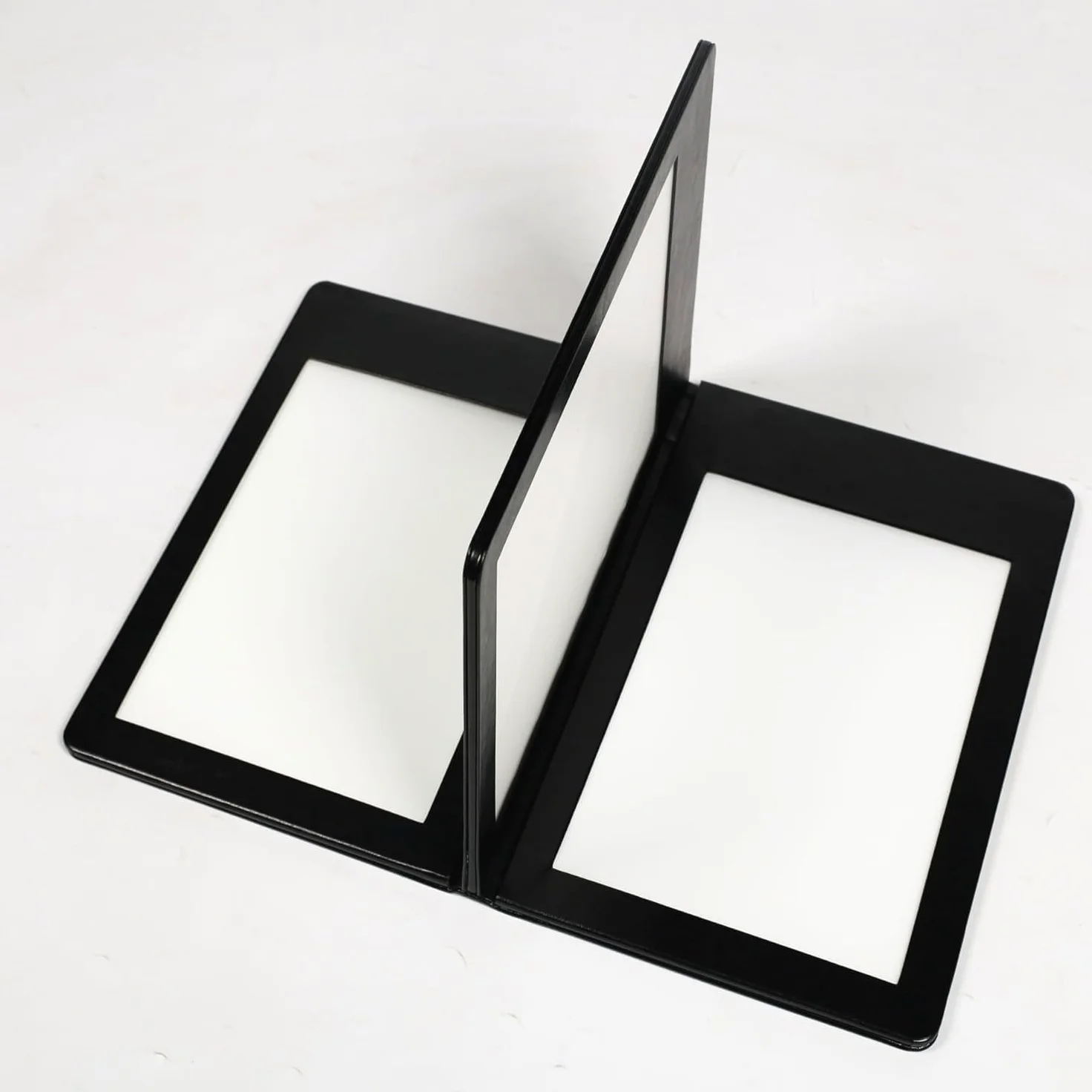 Cubierta de menú con iluminación LED, luz recargable de doble cara con sensor automático, protector de piel sintética para restaurantes, cafeterías, bares (3 hojas + 4 lados)