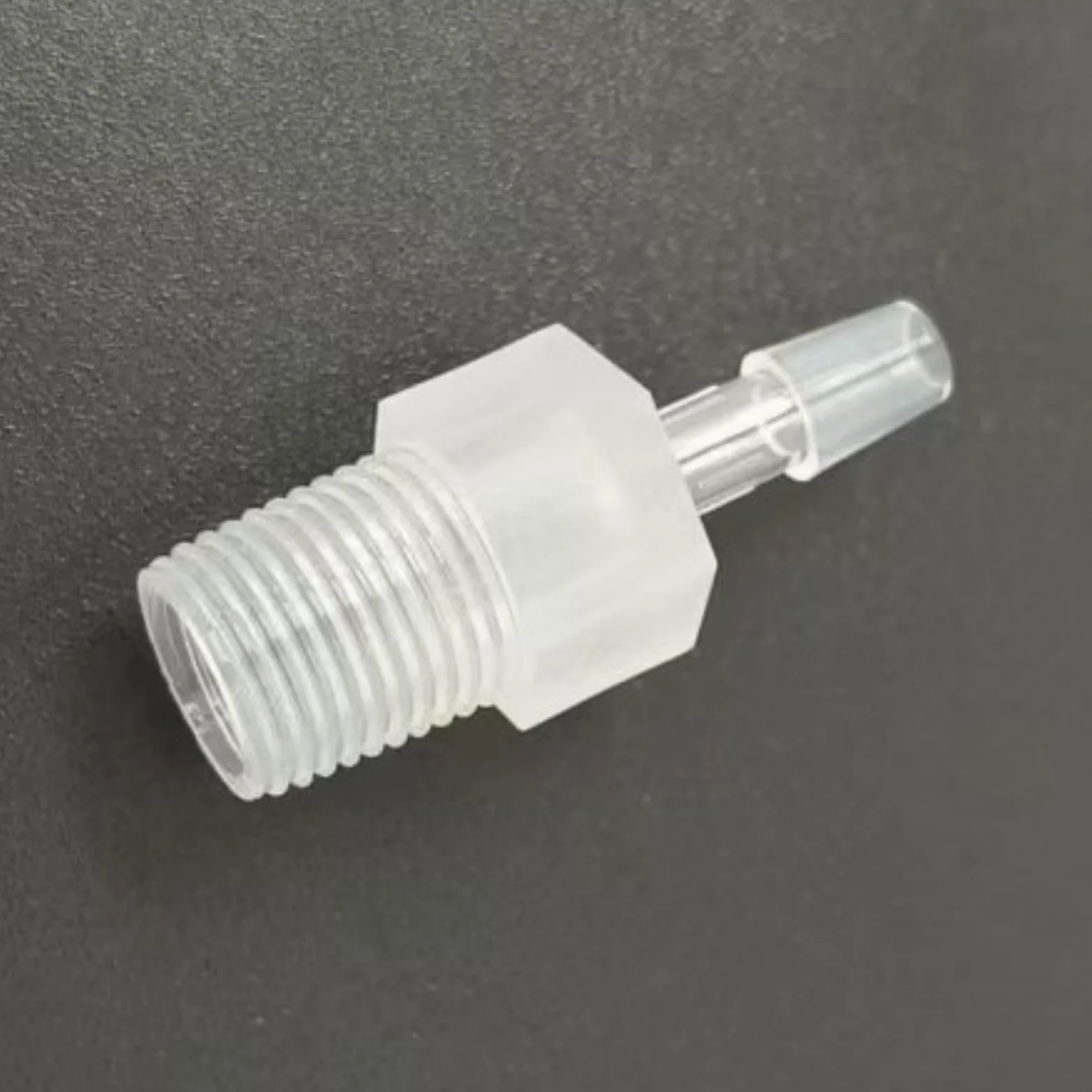 Conector de lengüeta for manguera plástico reutilizable, adaptador rosca macho 5/32 con púas a 1/8R, 50 Uds. for maquinaria alimentos laboratorio