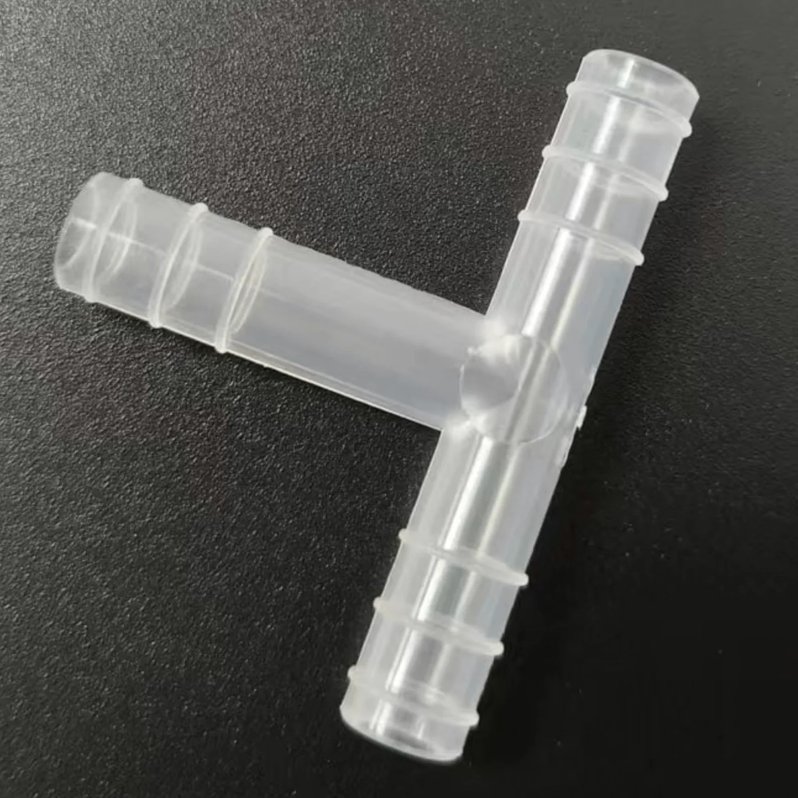 Accesorio en T con púas for manguera en forma de T de 3 vías, paquete de 25, adaptador reutilizable de PP duradero for laboratorio,(6.8mm 1/4inch 6T)