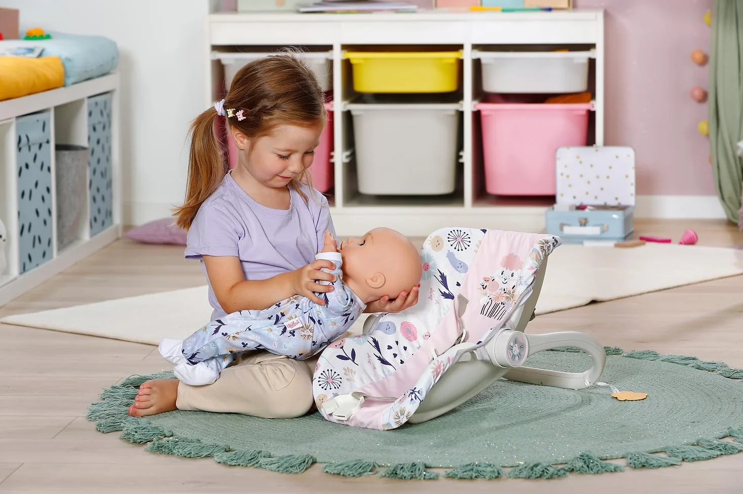 Baby Born Asiento de Coche para muñecas 36 cm 43 cm diseño Floral asa Transporte Ajustable arnés 3 Puntos