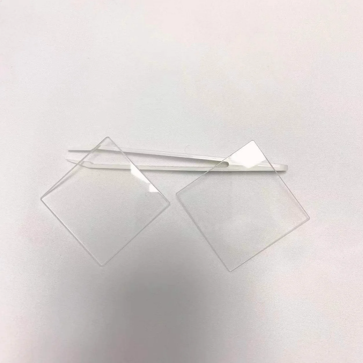 10 Piezas de tamaño Total 25 x 25 x 1 mm, Cristal de Cuarzo de sílice Fundido Transparente.