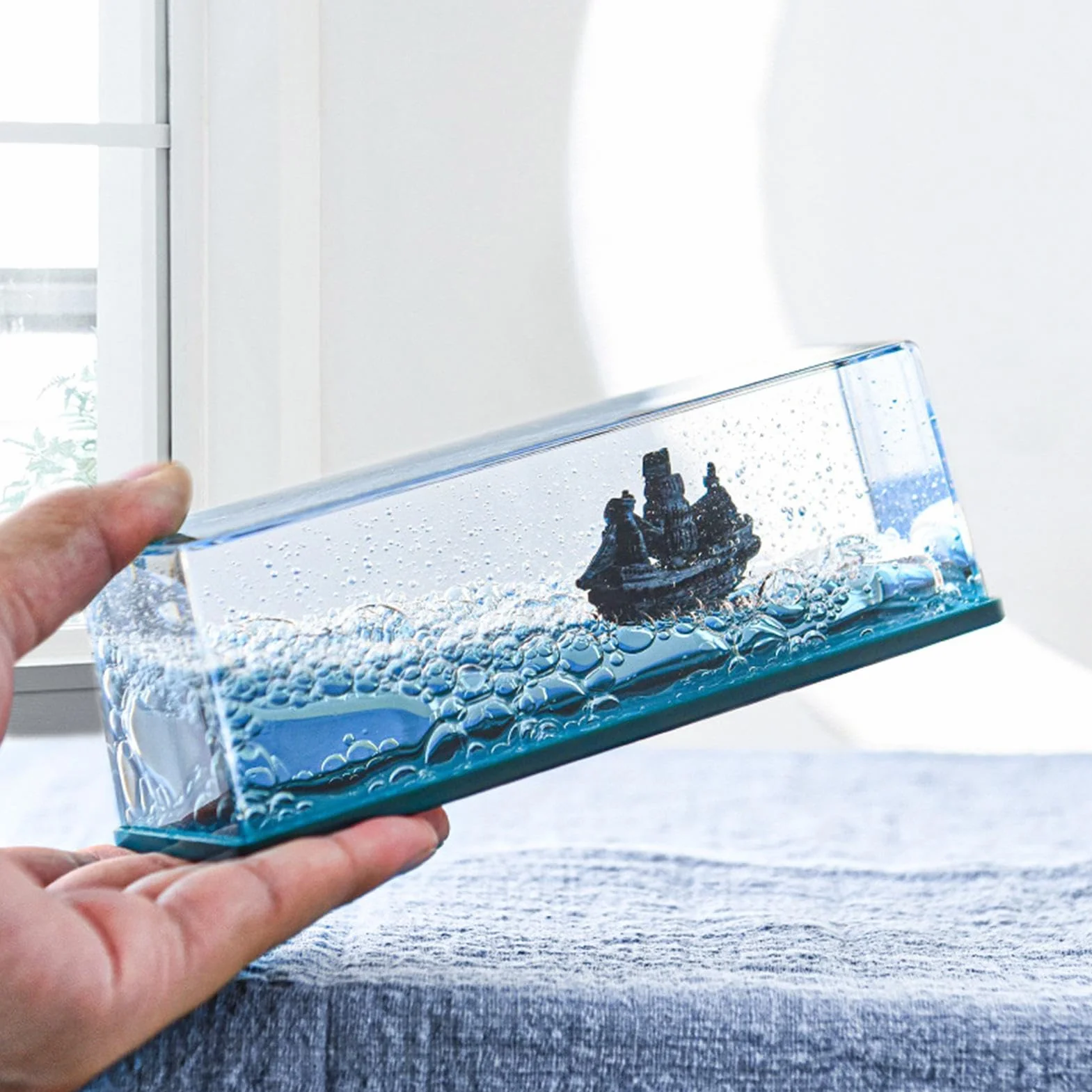 Barco de crucero fluido que nunca se hunde, modelo de escritorio, adorno acrílico para decoración del hogar
