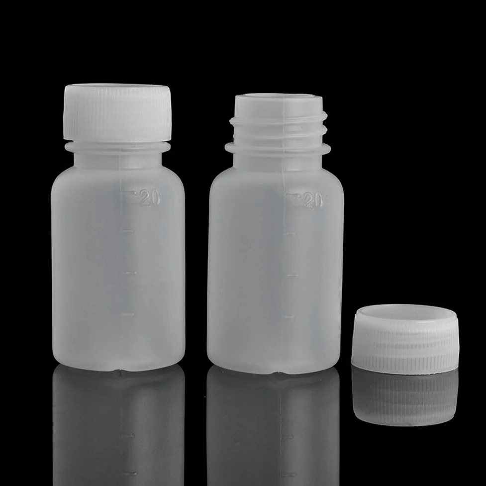 Dealglad 100 piezas de 20 ml polietileno vacío de plástico pequeña boca Graduado Laboratorio Química Recipiente Botella de reactivo muestra de sellado líquido medicina botella