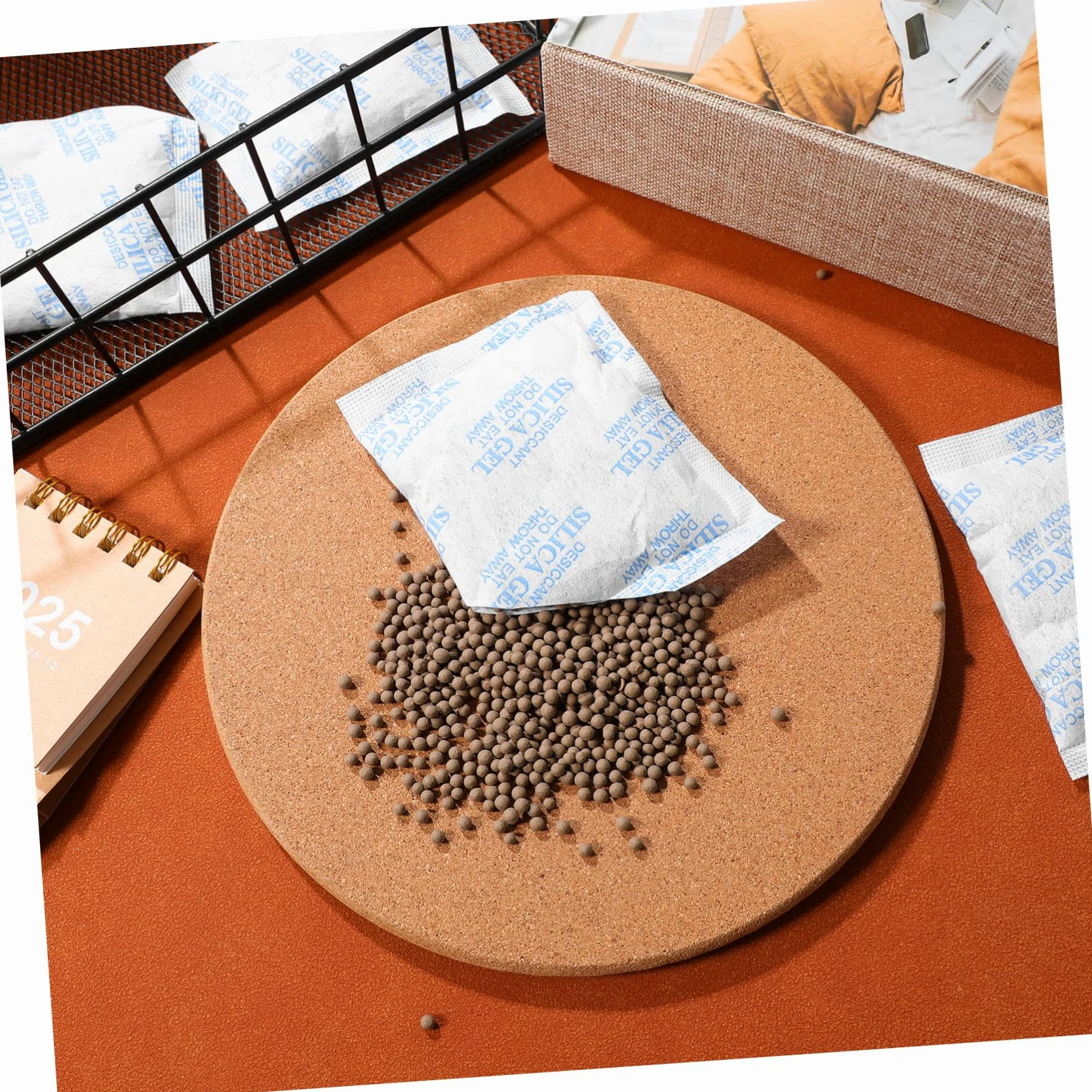 Paquetes Desecantes de Gel de Sílice para Almacenamiento, 30 Bolsas de 50g en Tela No Tejida, Absorbentes de Humedad para Armarios y Electrónica | Absorción Elevada, Uso Sencillo, para Ropa y Alimentos, Armarios y Coches