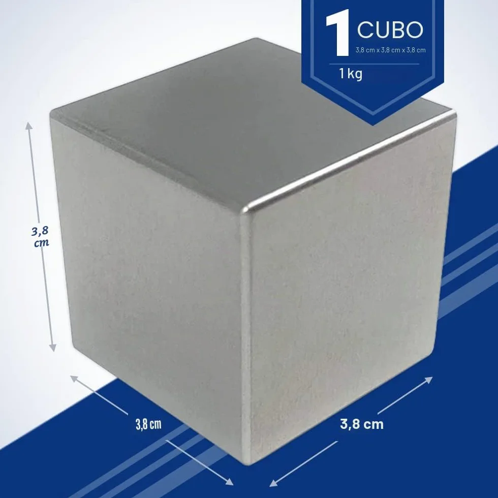 Cubo de tungsteno de 3,8 cm. Un kilo.