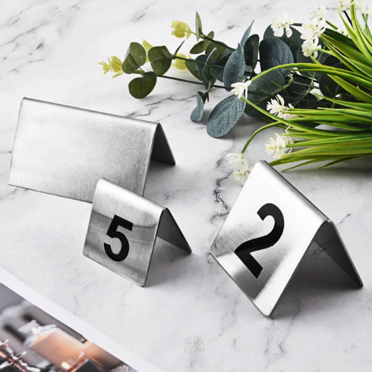 Placas De Números De Acero Inoxidable, Carteles For Asientos De Escritorio | Reutilizables, impermeables y resistentes al aceite, resistentes y duraderos, apilables, con bordes redondeados(8*6cm)