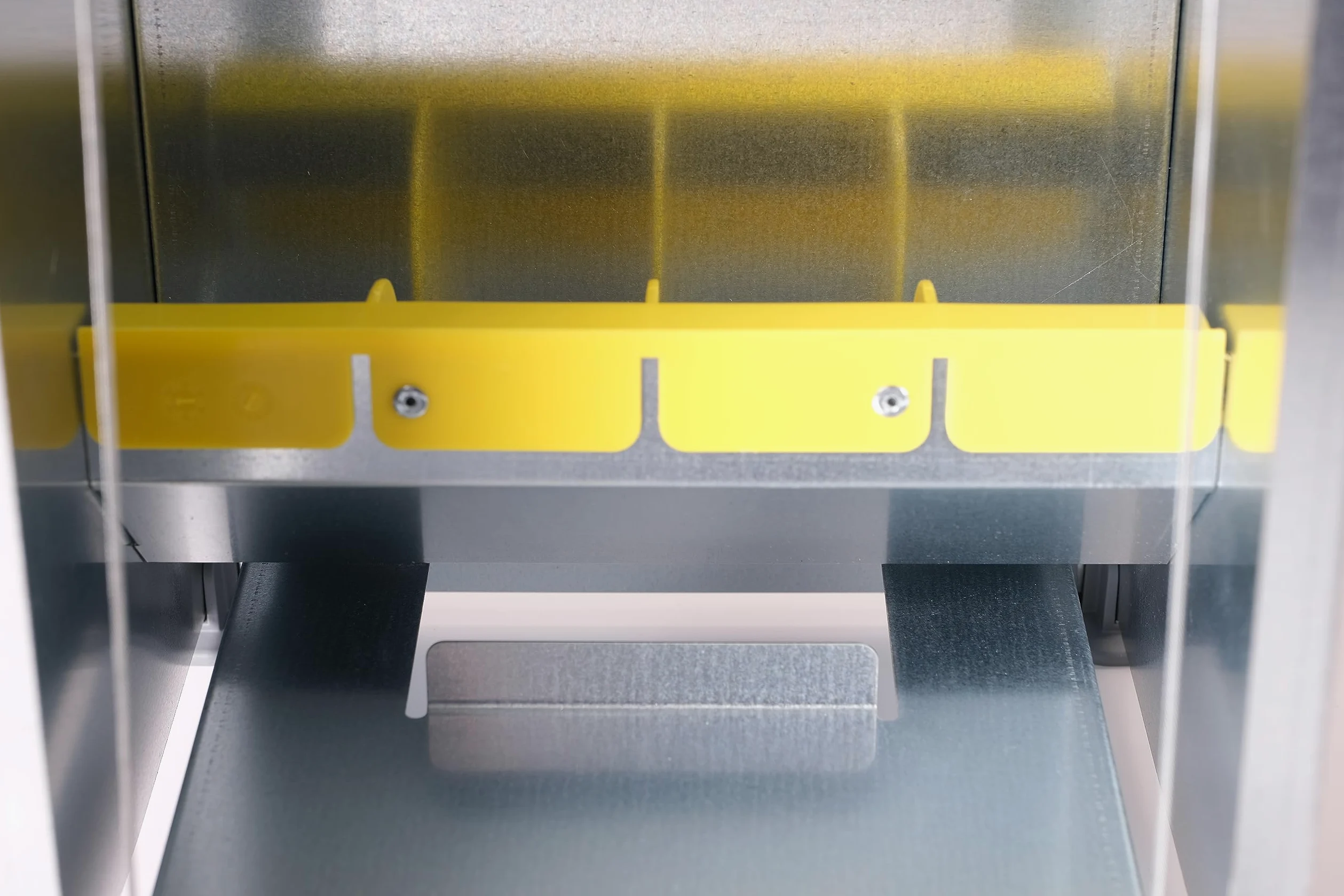 Comedero para gallinas, 20 kg, antiratones, antilluvia, antidesperdicio, automático, con pedal de chapa galvanizada, para exterior e interior