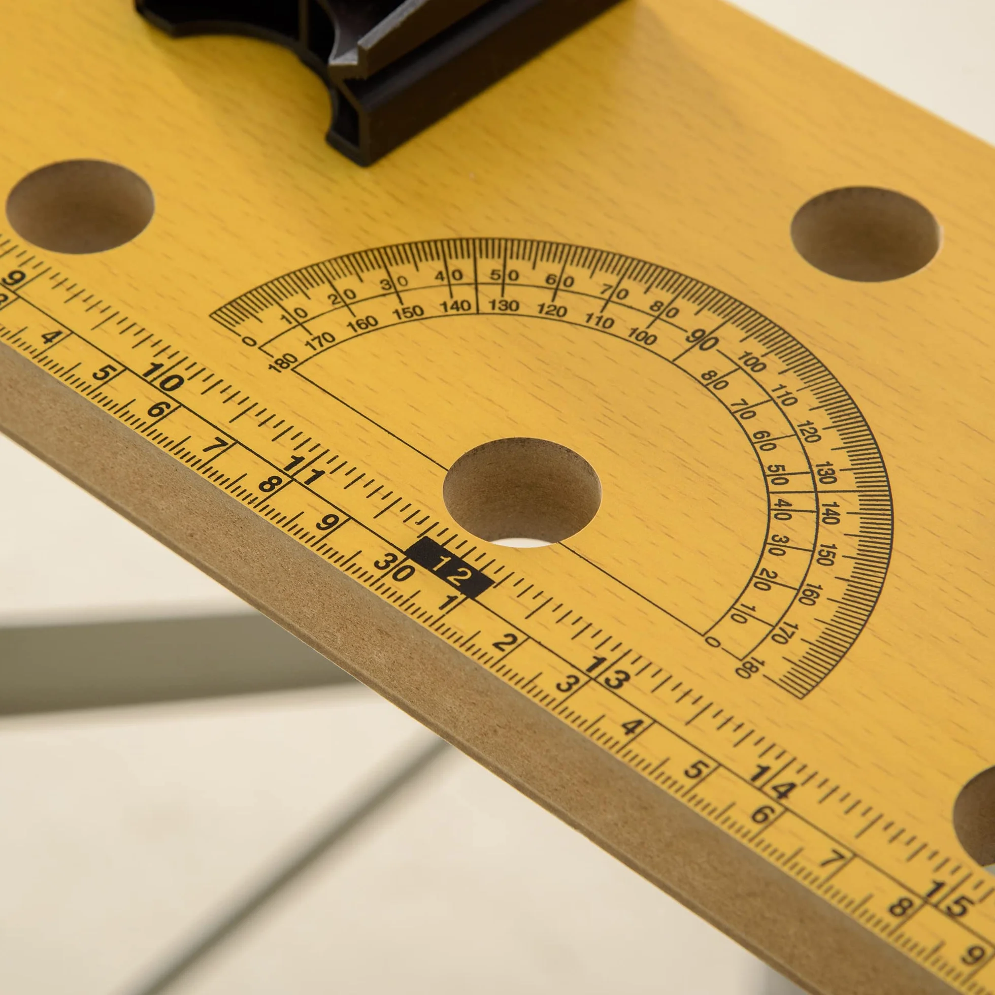 DURHAND Banco de Trabajo Plegable 4 en 1, Mesa de Trabajo con Abrazaderas Ajustables, Carga 100 kg, 62,5x60,5x78,5 cm