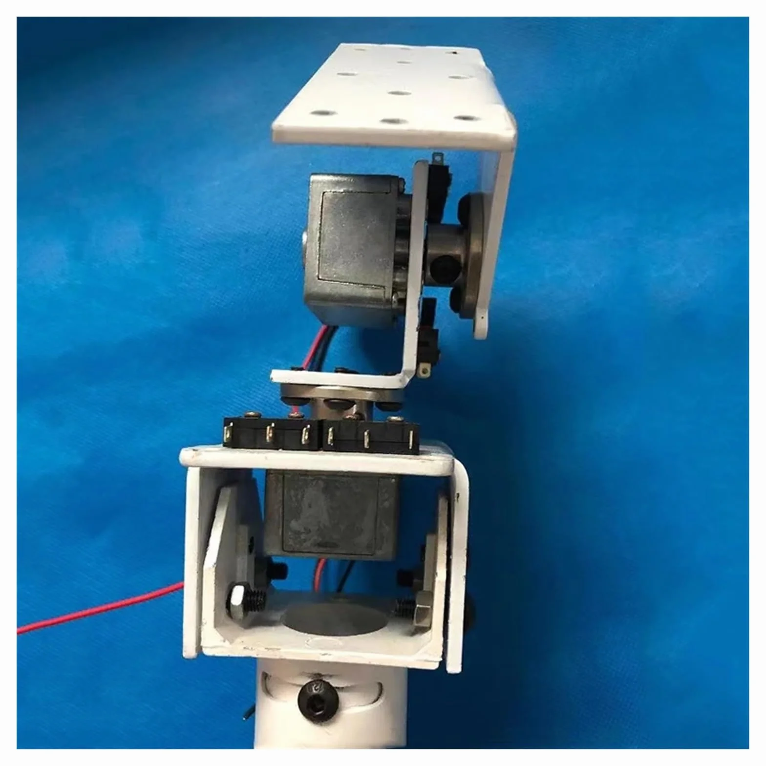 Robot de monitoreo de seguimiento Solar, cardán de doble eje CC, bricolaje, alta resistencia, alto par, totalmente metálico, eje X, eje Y Fácil de usar para principiantes y profesionales