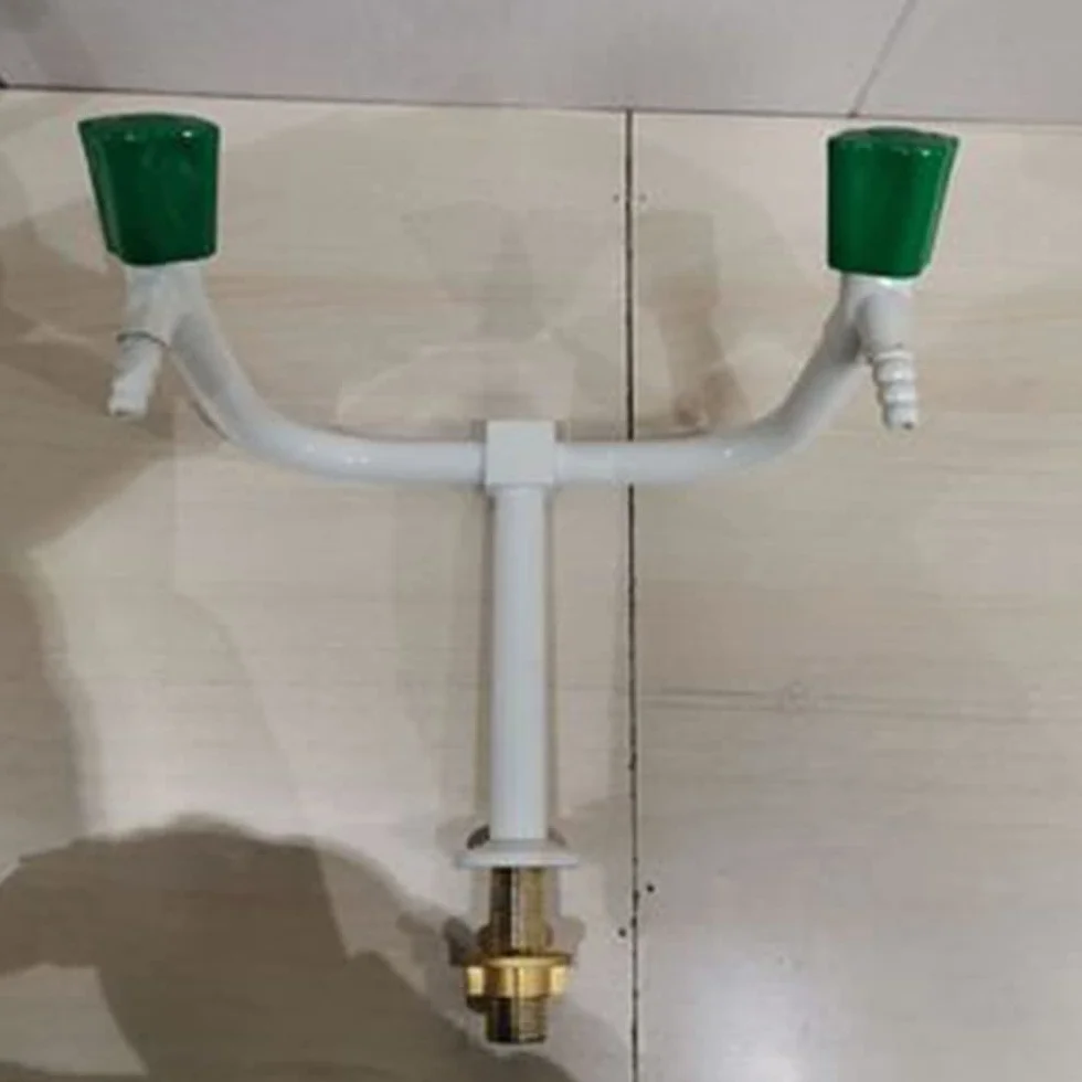 Grifo Doble de Cobre Grifo Doble de Cobre Grifo Doble Plano Grifo Doble de Laboratorio