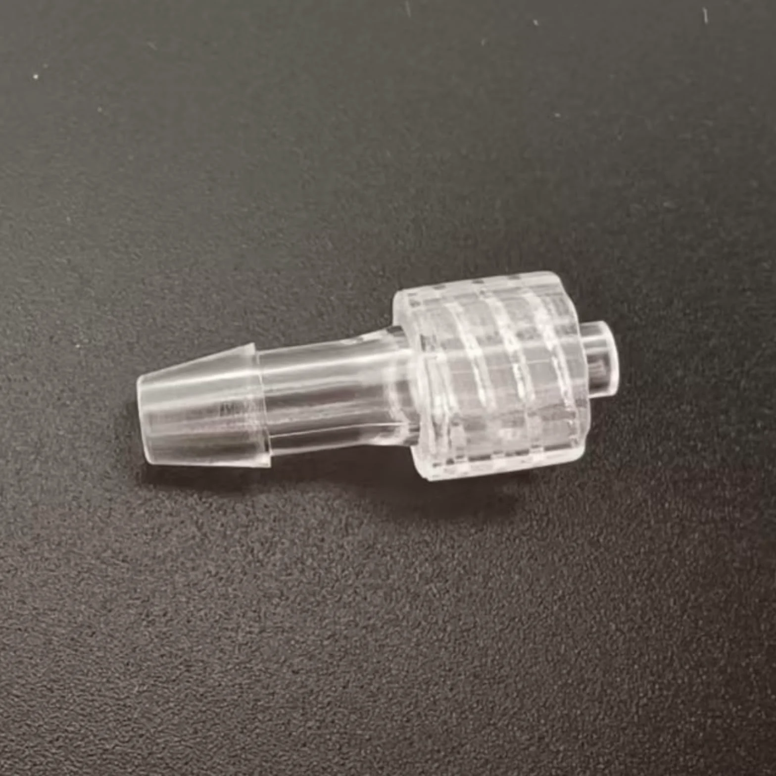 100 piezas macho Luer Lock 3/16 "adaptador de lengüeta for manguera de policarbonato for aplicaciones de laboratorio y alimentos
