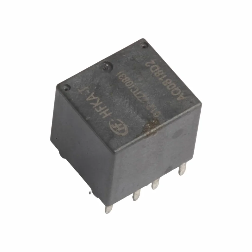 Przekaźnik HFKA 12V 2C 012-2ZST