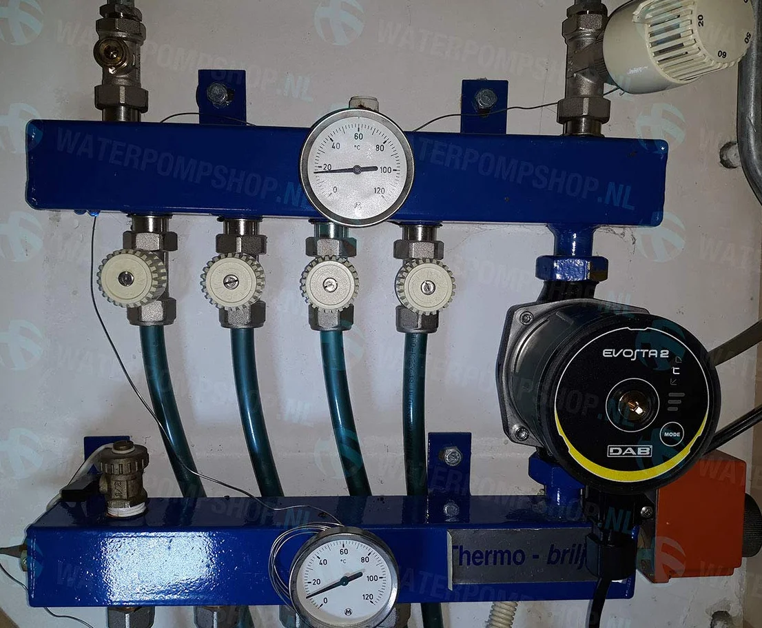DAB - Bomba Circuladora de Calefacción EVOSTA 2 40-70/130 de Rotor Húmedo y Para Luz Solar