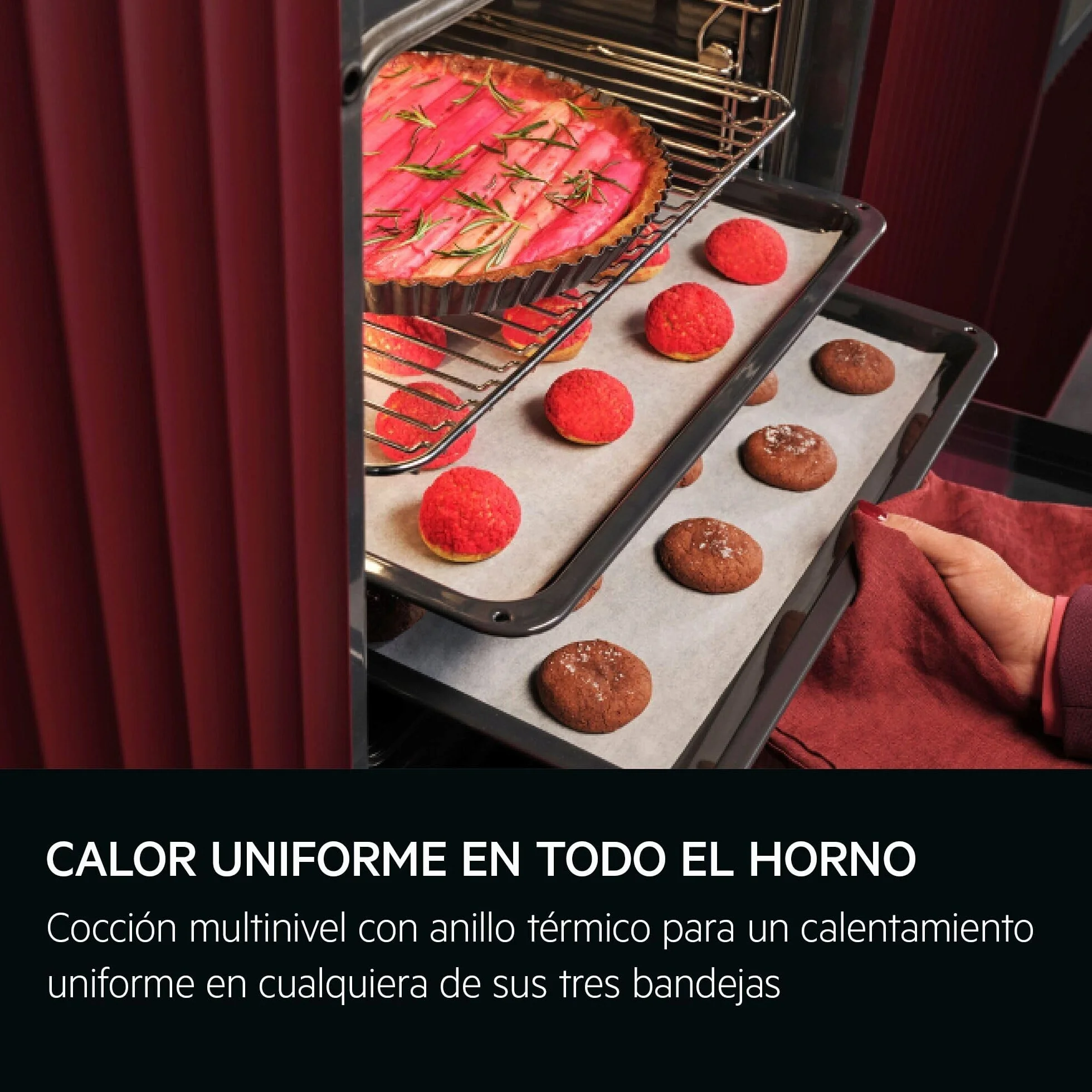 AEG Horno Multifunción TU5AB20WSK 72 L Aqua Clean 7 Programas SurroundCook