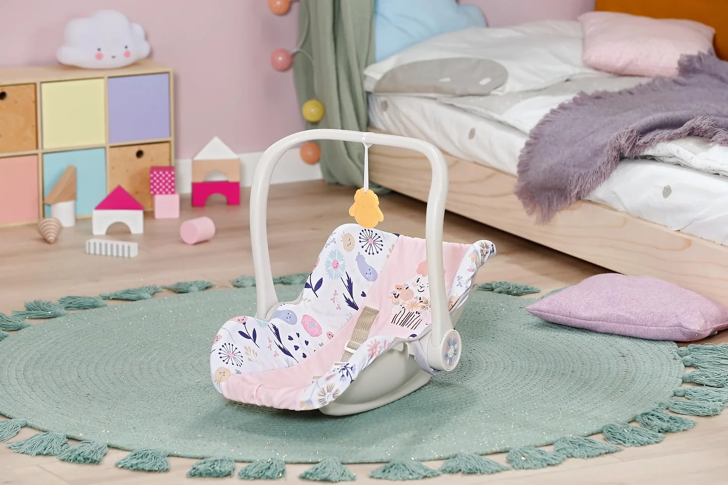 Baby Born Asiento de Coche para muñecas 36 cm 43 cm diseño Floral asa Transporte Ajustable arnés 3 Puntos