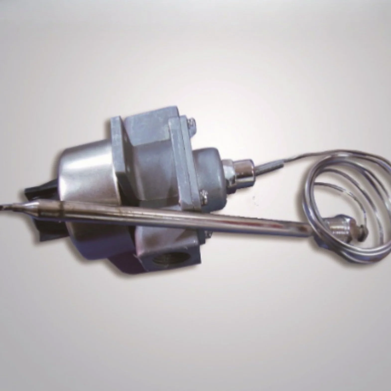 Válvula de gas ajustable, válvula de mariposa de acero inoxidable de alta presión para electrodomésticos de cocina con control de temperatura 100C a 220C Diseño de flujo unidireccional