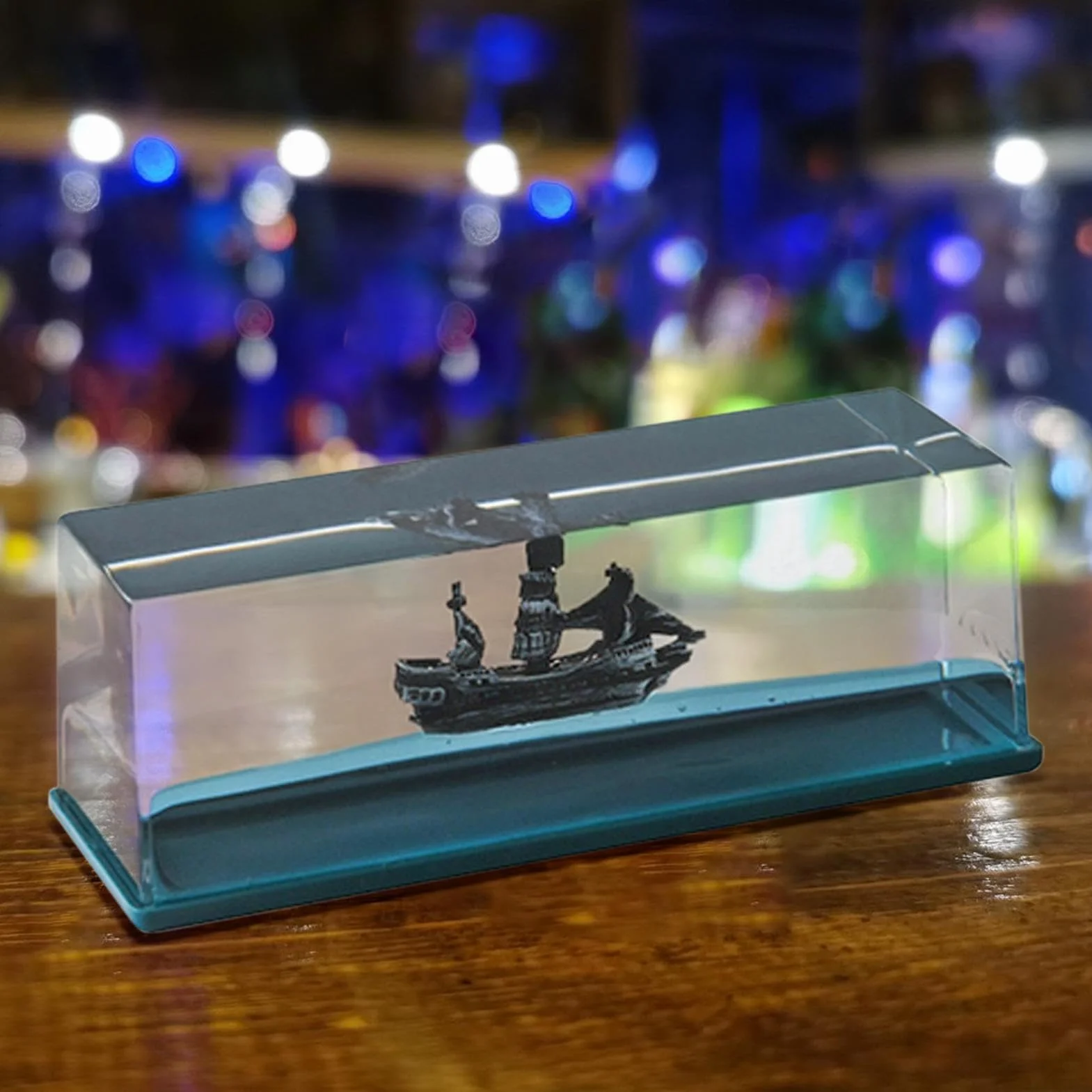 Barco de crucero fluido que nunca se hunde, modelo de escritorio, adorno acrílico para decoración del hogar