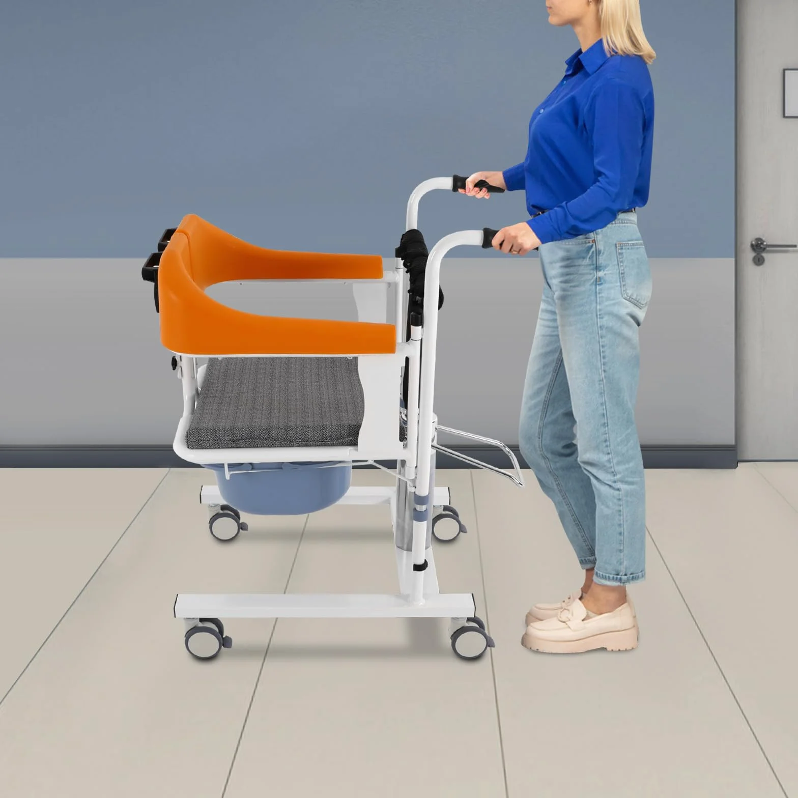 Silla de transferencia hidráulica para pacientes con ruedas, silla de transporte de altura ajustable con función de inodoro y mesa para ancianos y embarazadas, color naranja