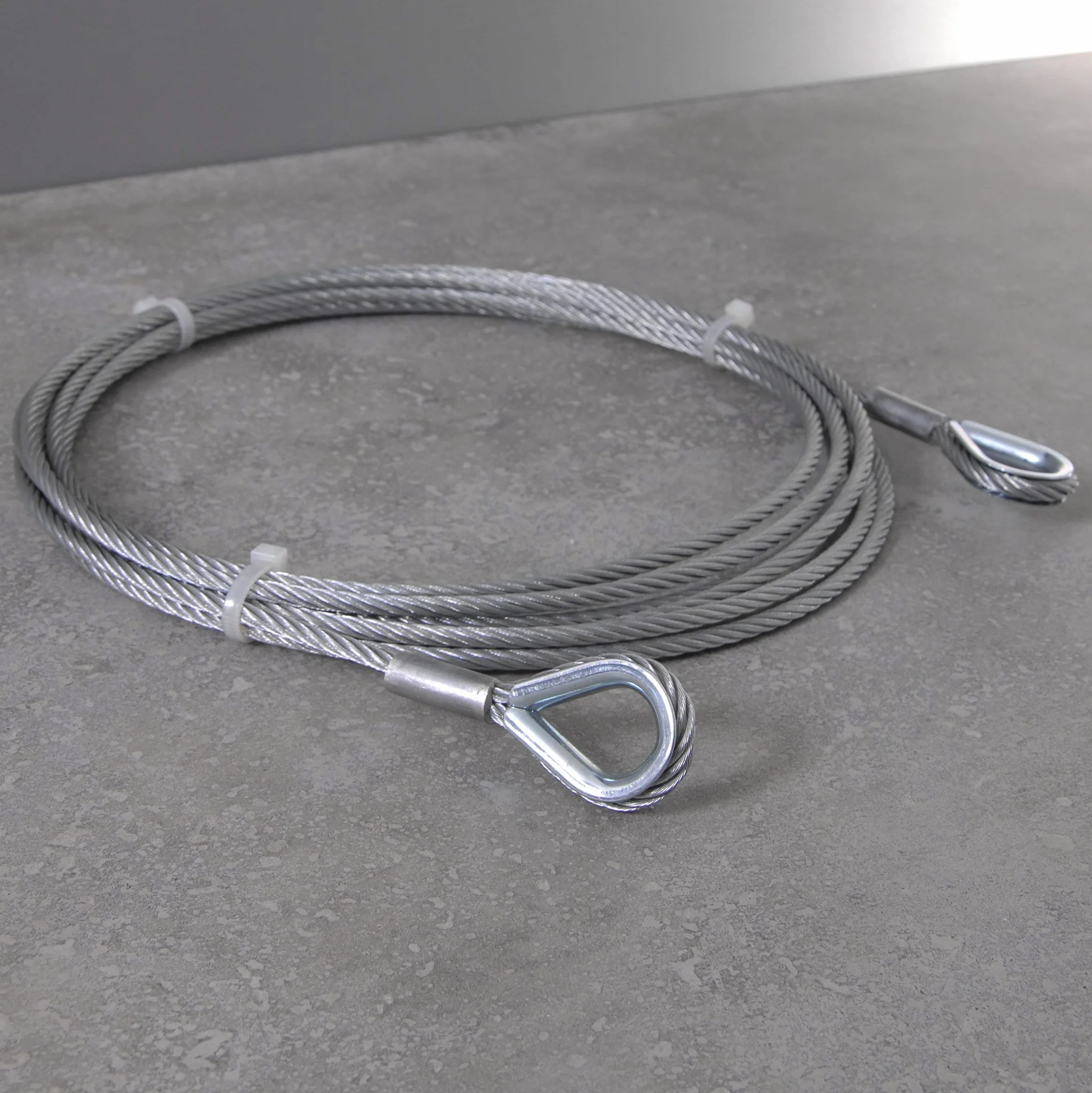 Cuerda de alambre con guardacabos – Cable de acero con tope – Cuerda de tope, cable de acero con ojales | galvanizado | Diámetro 14 mm / 2000 kg de carga útil | 8 m
