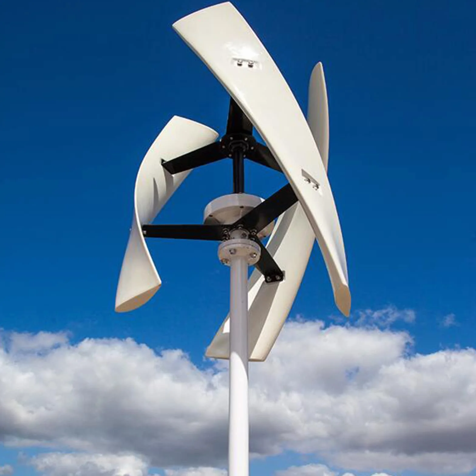 Aerogeneradores 220V con Controlador de Carga a Prueba de Agua 3 aspas para Uso doméstico Aerogenerador Vertical, 3000W Sin Ruido Aerogenerador Vertical de levitación magnética Vertical (Blanco) (220