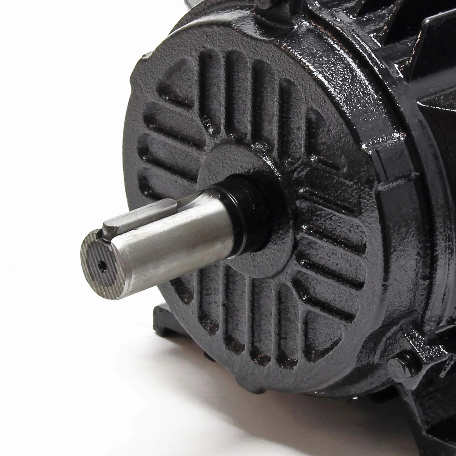 Motor eléctrico trifásico profesional Bobinado de cobre Forma B3 2Polos 400V 3kW 2840rpm IP44