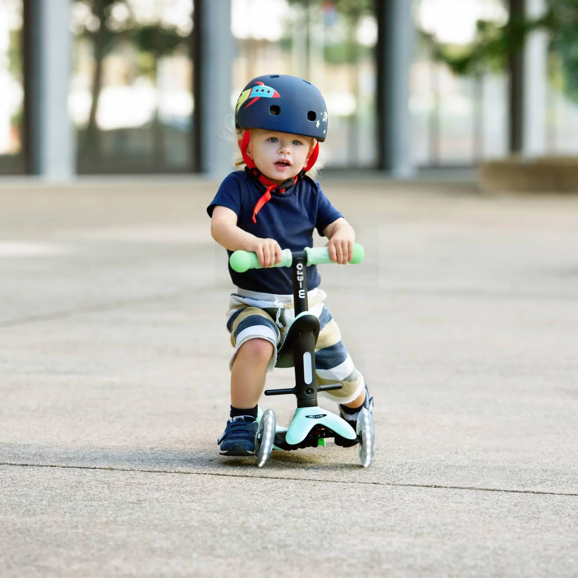 Micro Mini2Grow Deluxe LED Patinete Evolutivo 4en1 con Asiento para Niños 1-6 Años