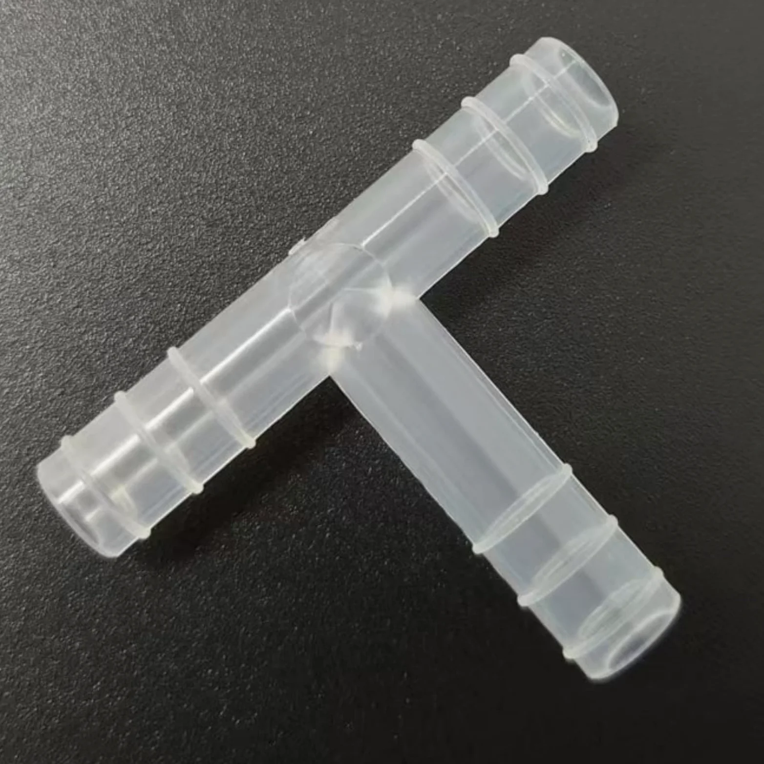 Accesorio en T con púas for manguera en forma de T de 3 vías, paquete de 25, adaptador reutilizable de PP duradero for laboratorio,(6.8mm 1/4inch 6T)