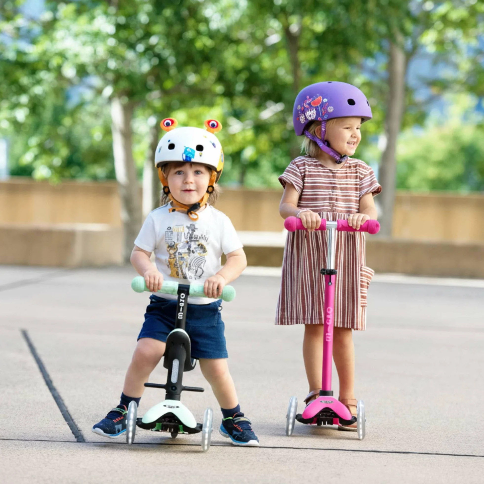 Micro Mini2Grow Deluxe LED Patinete Evolutivo 4en1 con Asiento para Niños 1-6 Años