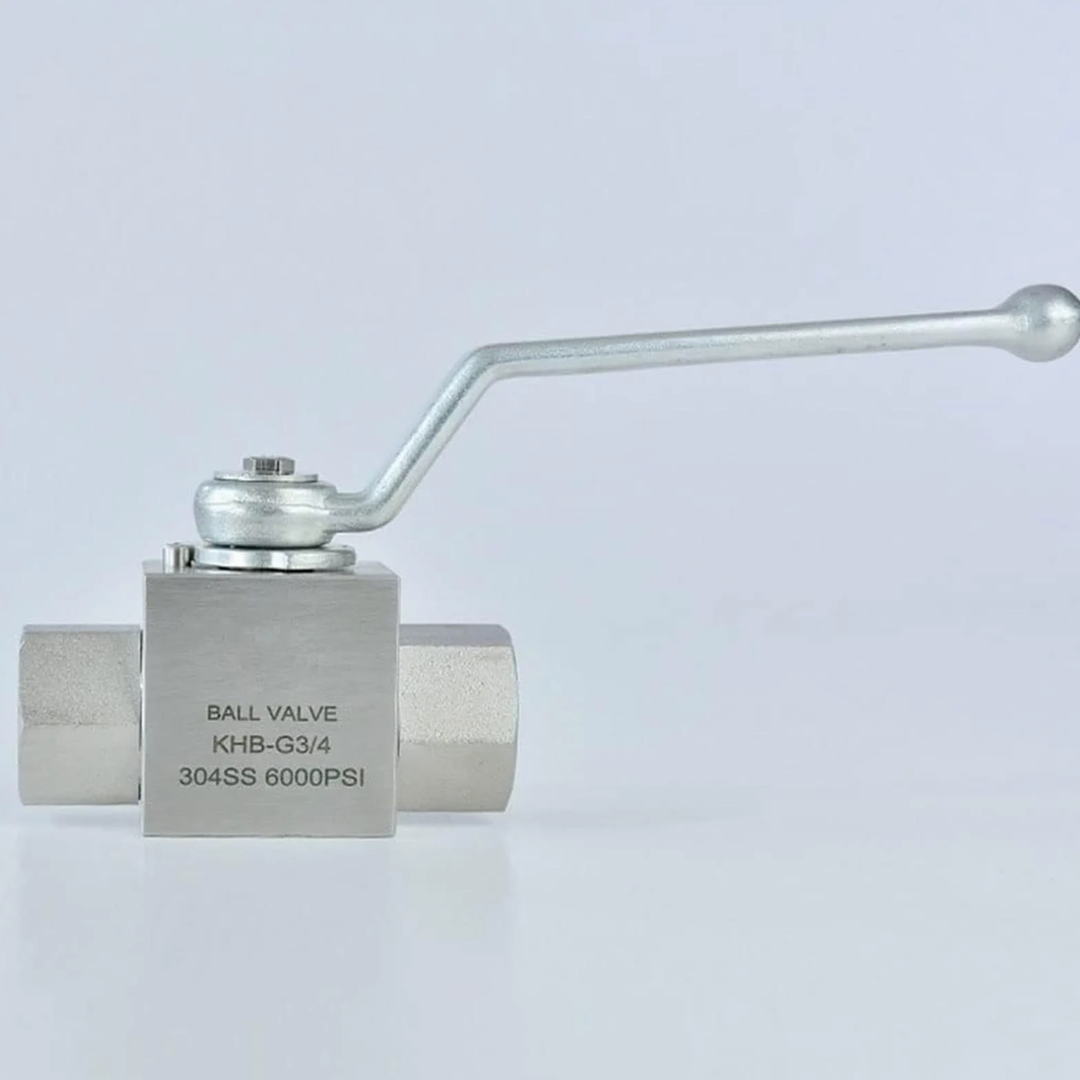 Válvula de bola con palanca de cierre, válvulas for tuberías de aire/agua y gas, de alta presión, de acero inoxidable, resistente a roscas internas, hidráulica, con manija for piscina.(1 1/2")