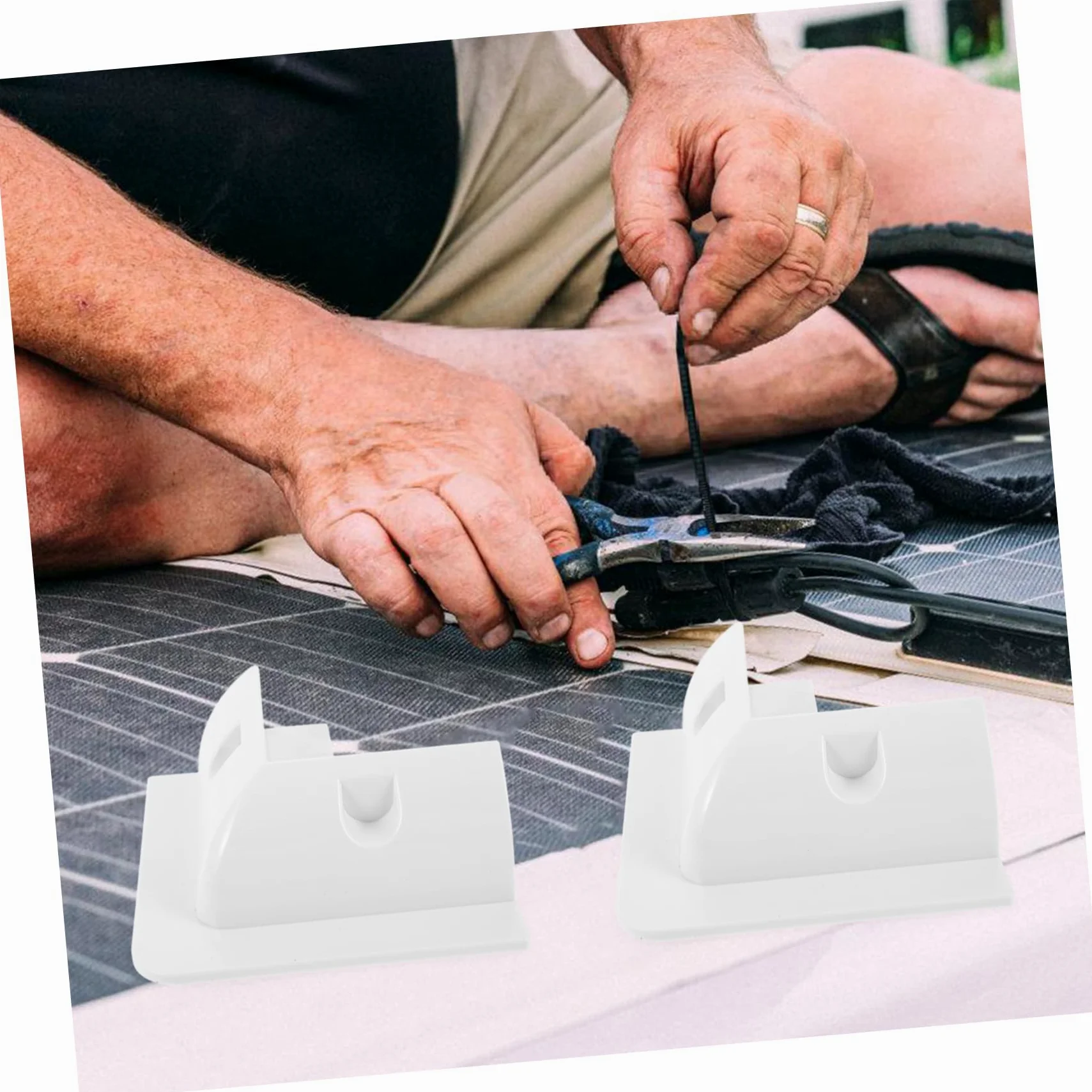 4piezas Soporte De Montaje Para Panel Solar De Soporte Para Autocaravanas Trailers y Tejados Estructura Resistente y Fácil Instalación Plastico