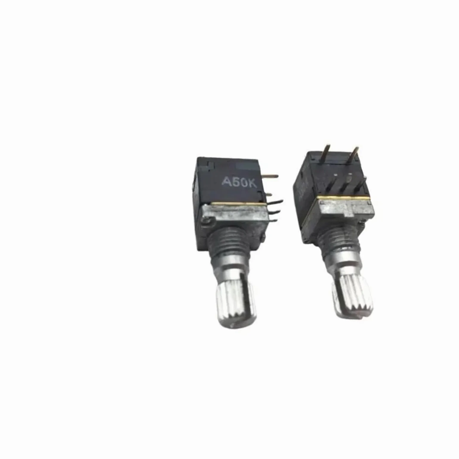 Potenciómetro único de 30 Uds con interruptor A50K longitud del eje 15MM dentado