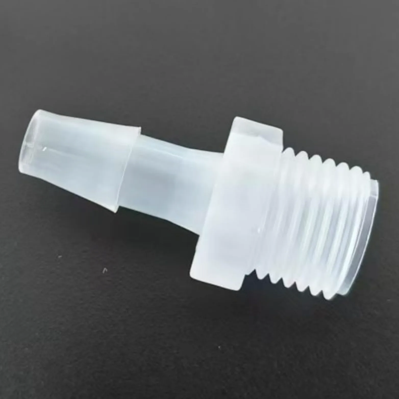 Adaptador de rosca macho 1/4G – Conector de manguera de plástico PP duradero for maquinaria de laboratorio y alimentos – Paquete de 50(1/4inch 6.4mm)