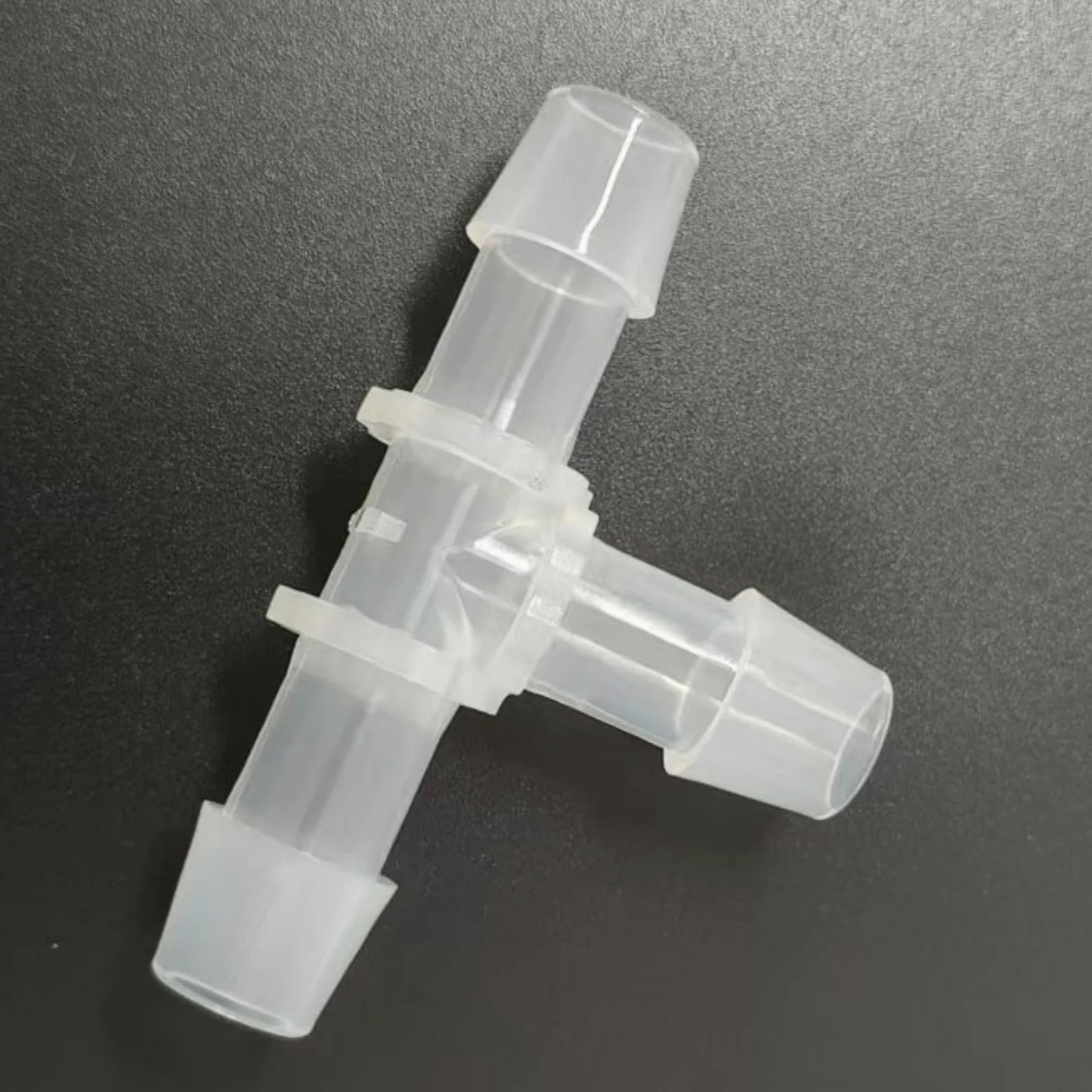 Accesorio en T con púas for manguera en forma de T de 3 vías, paquete de 25, adaptador de plástico PP duradero for laboratorio,(12.7mm 1/2inch Cir)