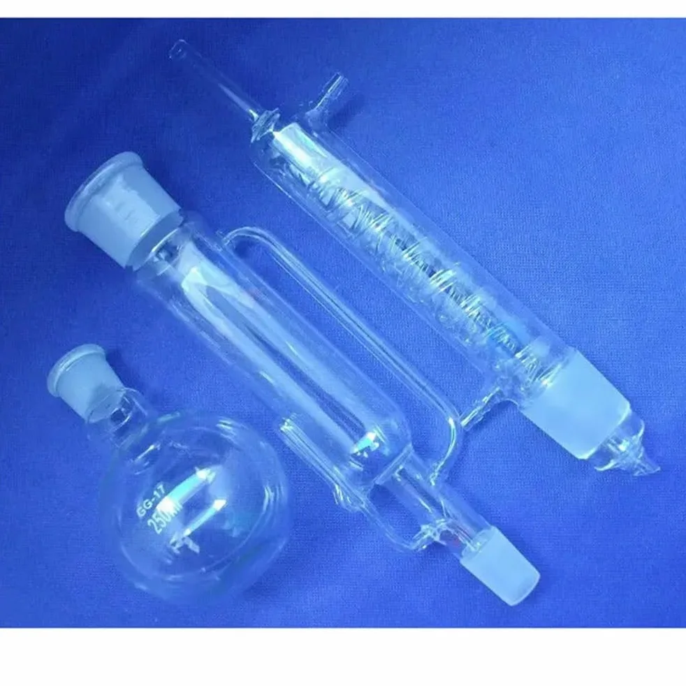Cristalería de Laboratorio Aparato de vidrio Soxhlet de 250 ml con condensador en espiral y cuerpo extractor. Cristalería de laboratorio.